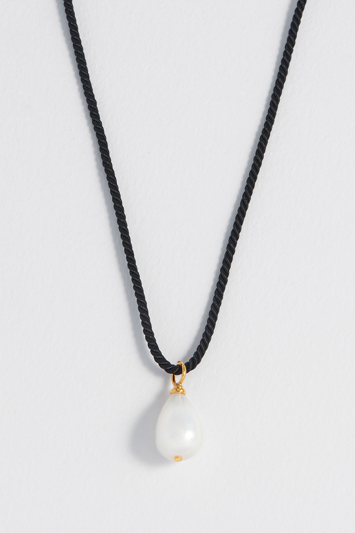 Elegant Pearl Drop Pendant Necklace for Women - Perfect for Weddings, Parties & Special Occasions