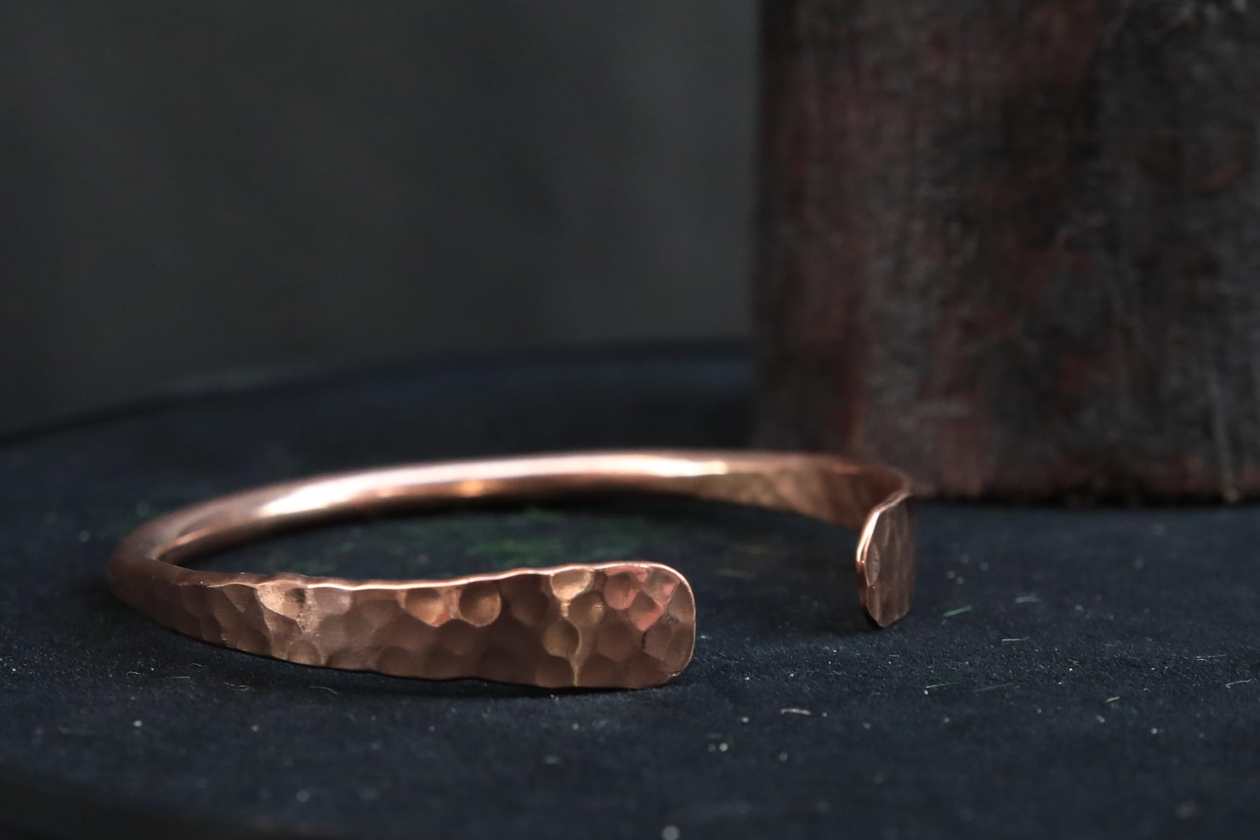 Handmade Solid Copper Cuff Bracelet for Men & Women - 100% Uncoated Pure Copper Jewelry - Perfect for Casual Wear, Gifts & Boho Fashion Accessories