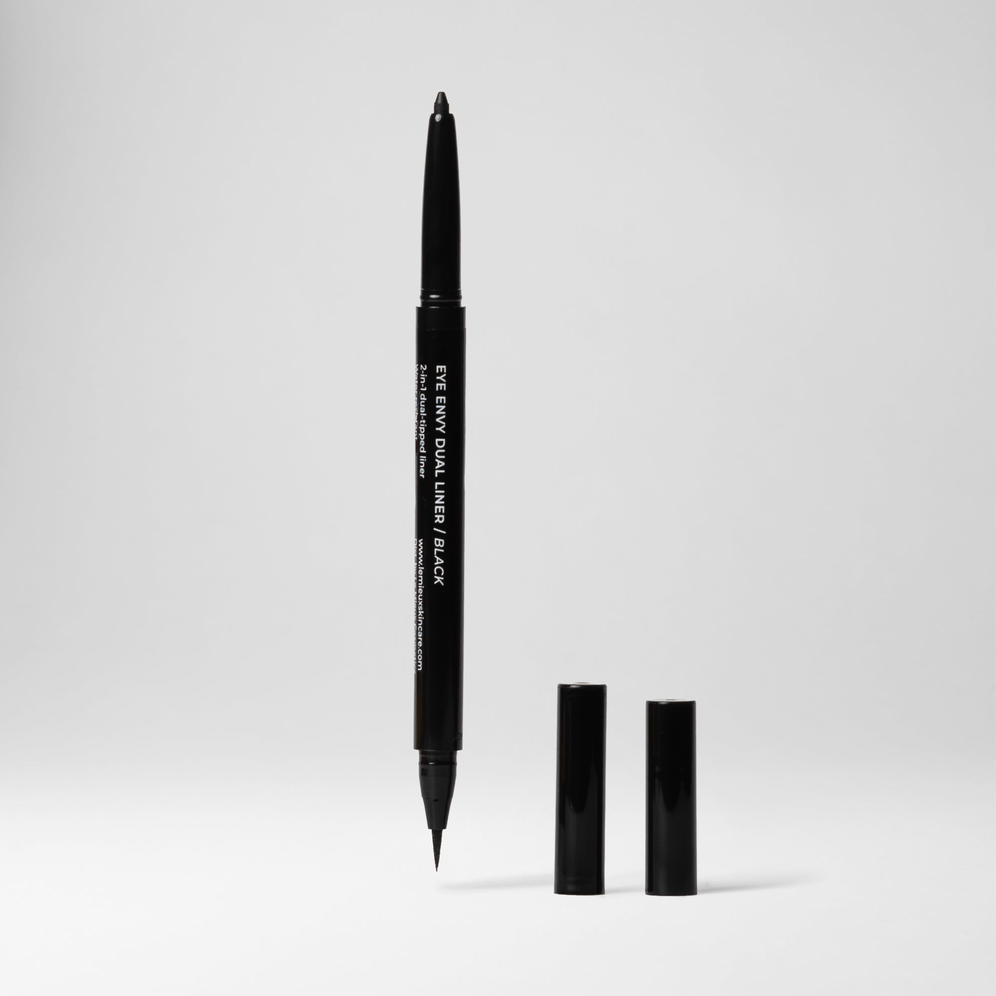 Eye Envy Dual Liner - Waterproof Eyeliner Pen for Precise Winged & Smokey Eye Looks - Perfect for Daytime Office Wear & Nighttime Party Makeup