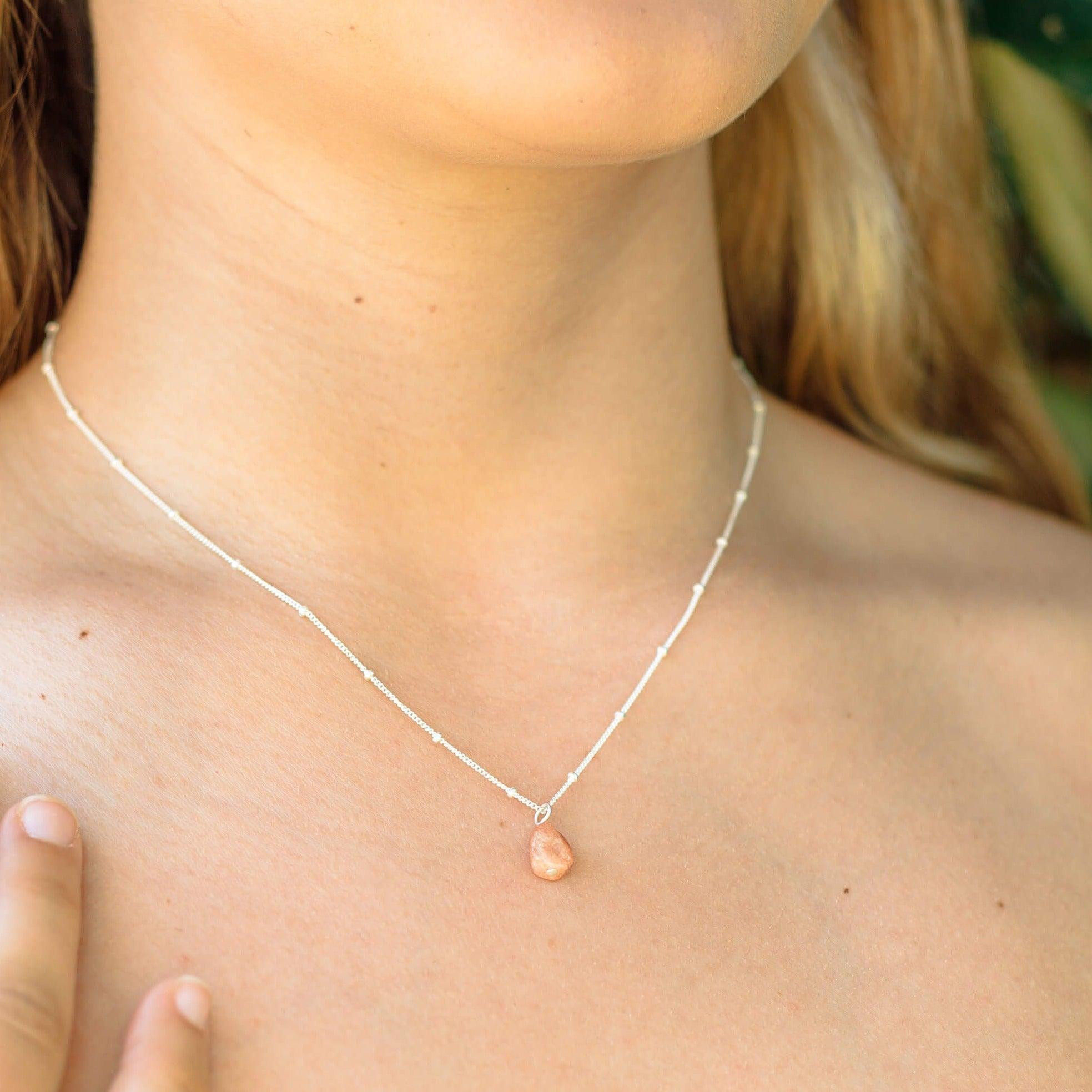 Natural Raw Sunstone Pendant Necklace - Dainty Healing Crystal Jewelry for Women - Perfect for Spiritual Healing, Meditation & Everyday Wear
