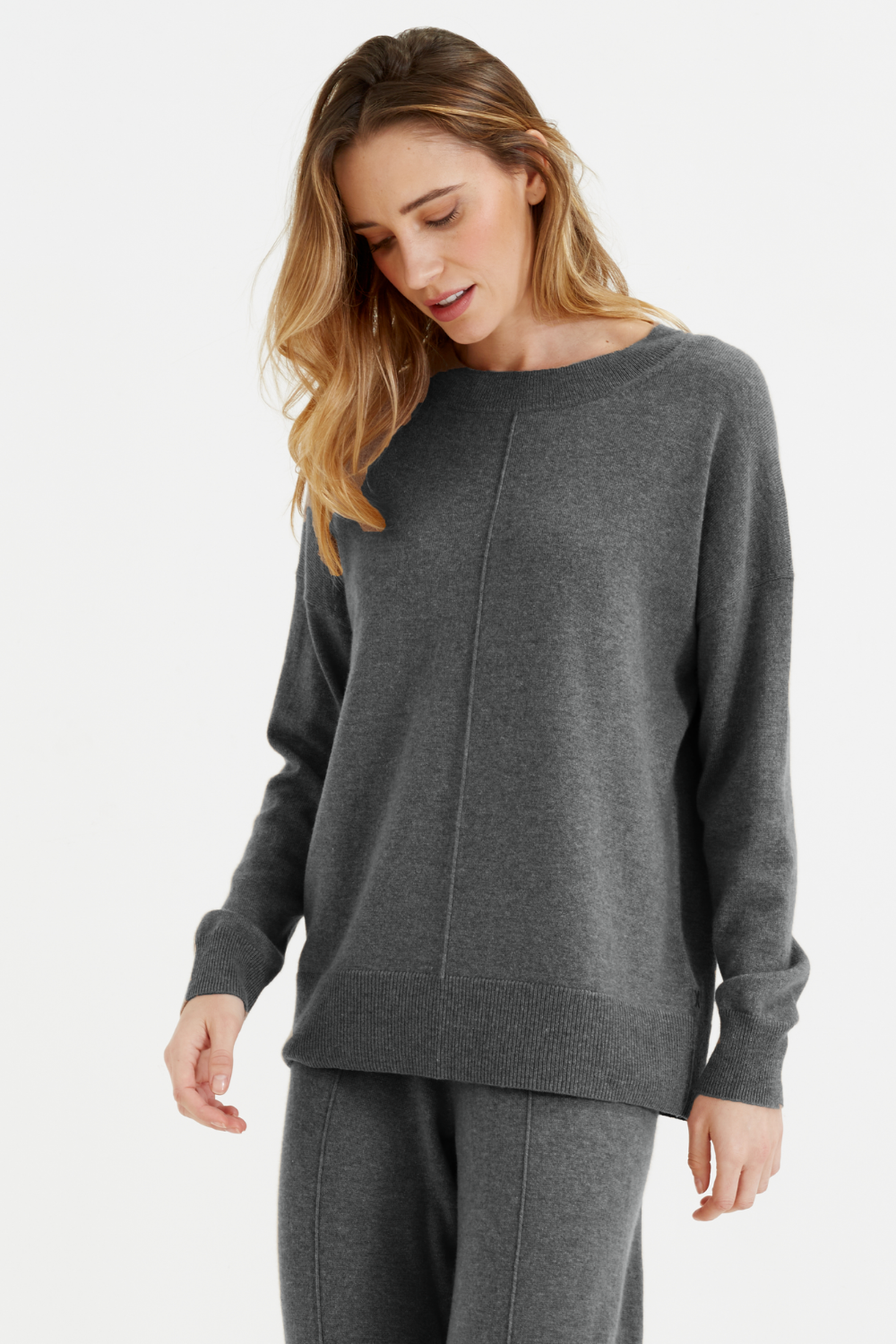 Dark Grey Wool Cashmere Oversized Slouchy Sweater for Women - Soft Winter Pullover for Casual Outfits & Cozy Evenings