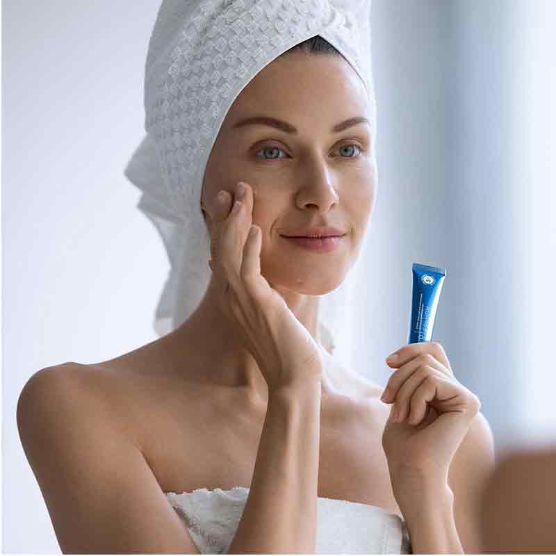 Foreo Espada BHA+PHA Acne Treatment Blue Light Therapy for Clear Skin - Perfect for Daily Skincare Routine & Travel