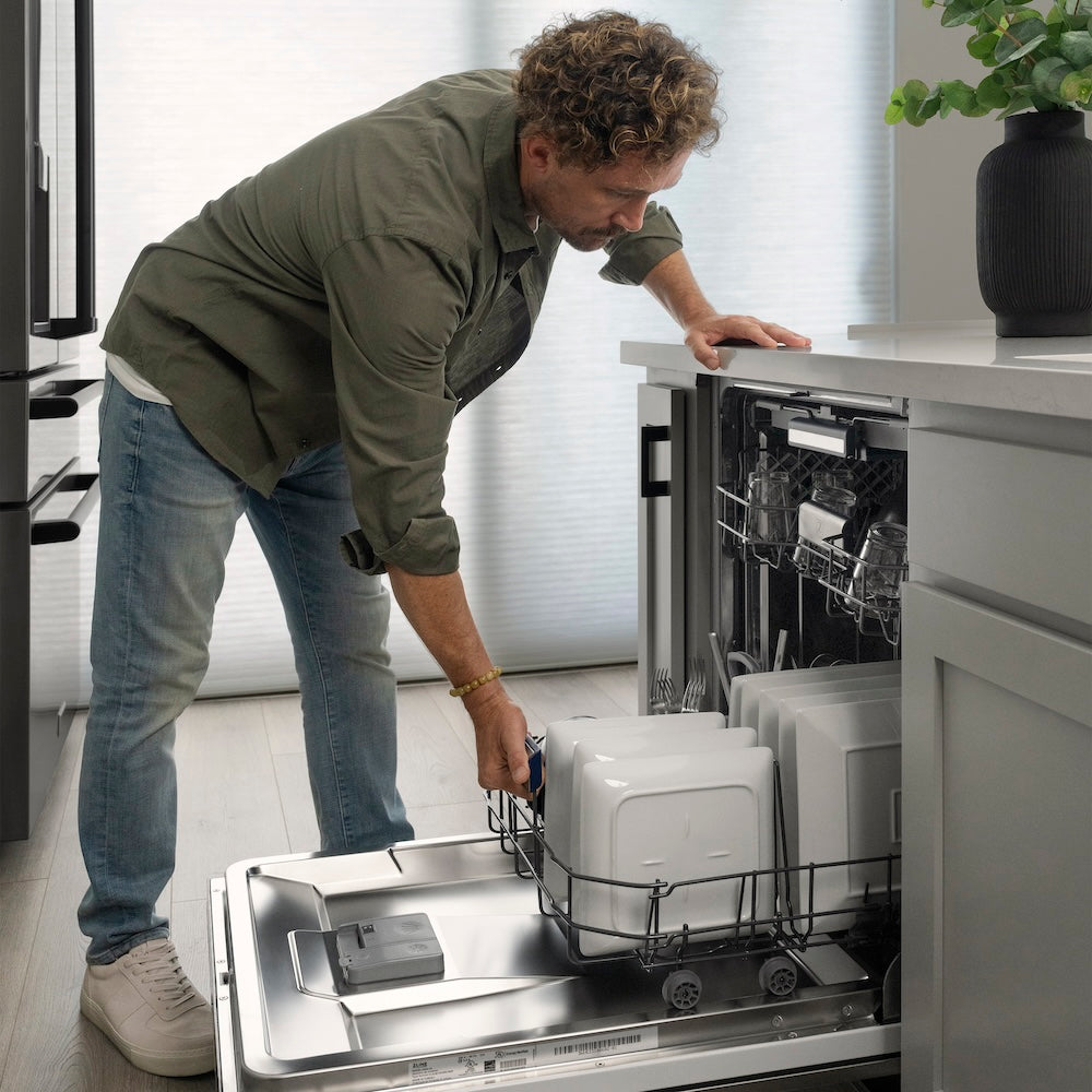 ZLINE Autograph Edition 24-inch Stainless Steel Built-In Dishwasher with Matte Black Handle - 3rd Rack & Tall Tub Design, Ultra Quiet 51dBa (DWVZ 304 24 MB) - Perfect for Modern Kitchens, Open-Concept Homes & Luxury Apartments