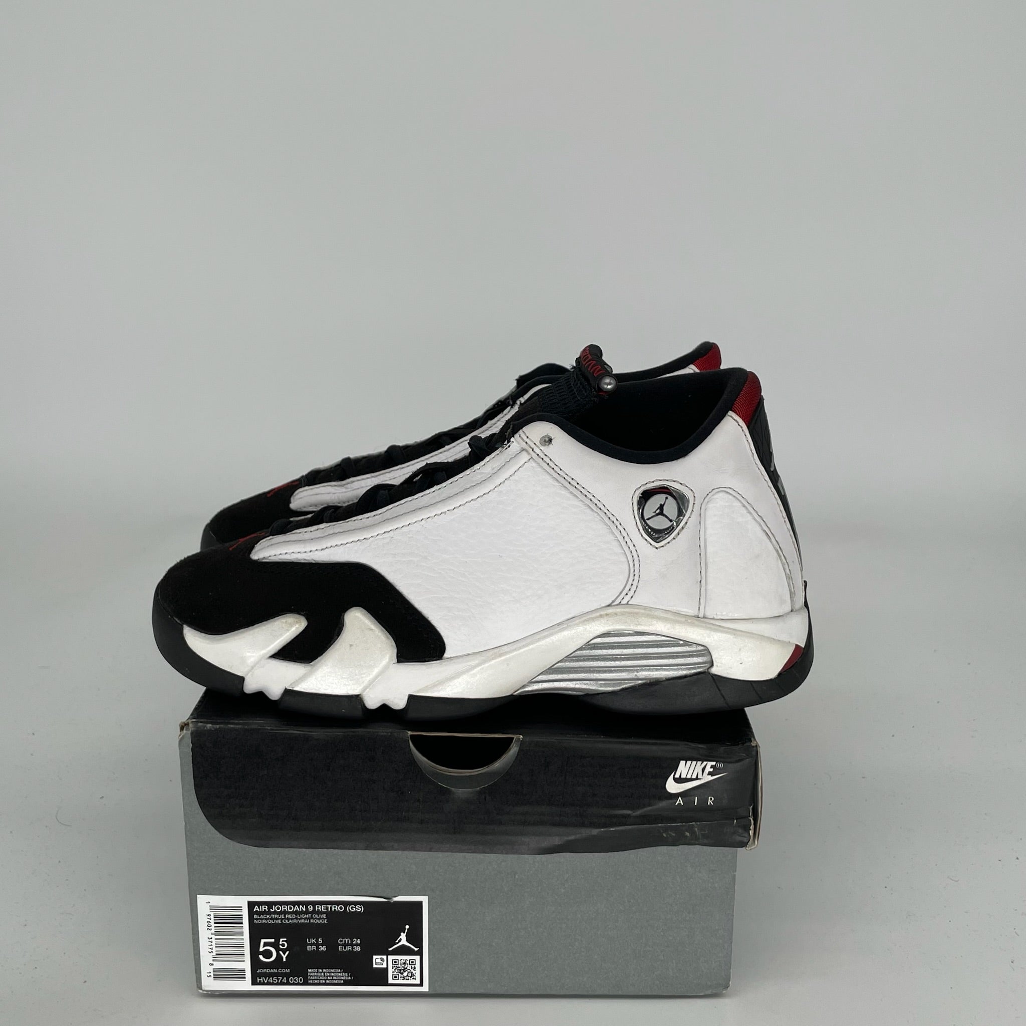 AIR JORDAN 14 Black Toe Basketball Shoes - Men's Size 5.5Y (487524-160) - Retro Sneakers for Streetwear & Sports Performance