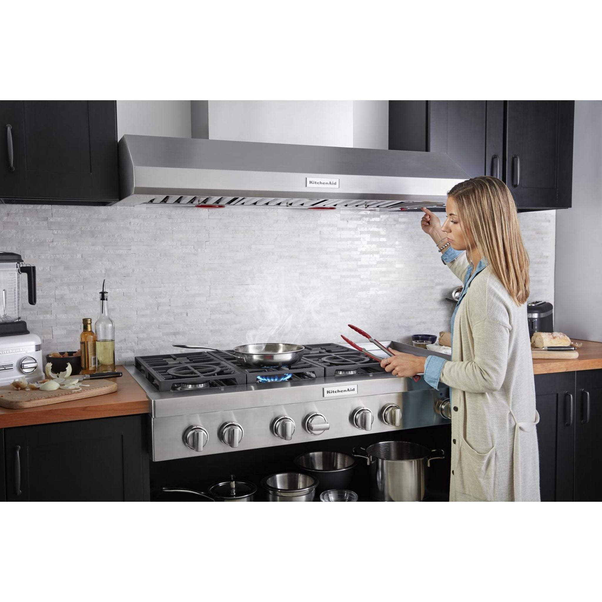 KitchenAid 48 Inch 5 Burner Gas Cooktop with Continuous Grates - Stainless Steel (KCGC558JSS) | Perfect for Home Chefs & Modern Kitchens