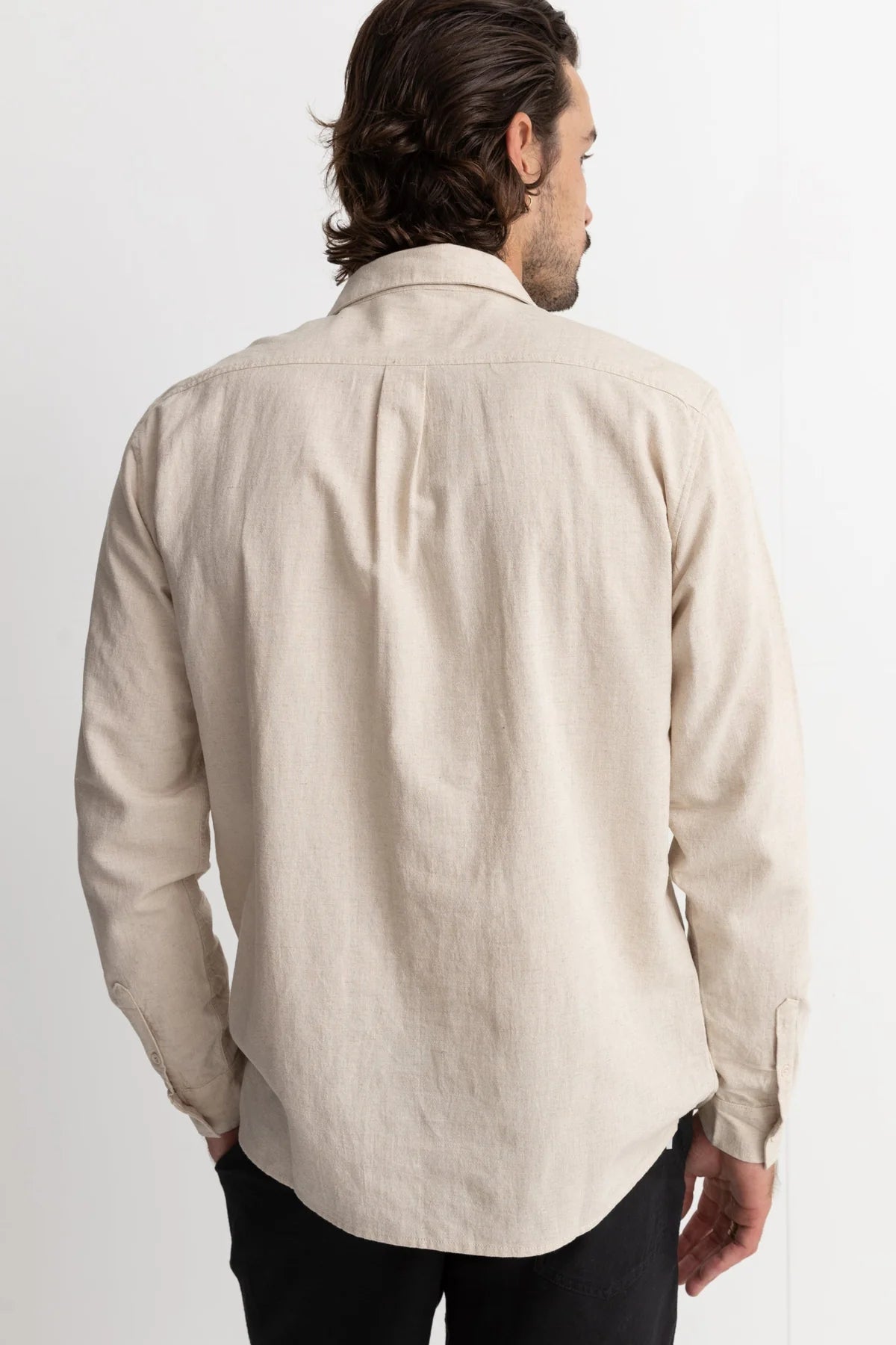 Classic Sand Linen Long Sleeve Shirt for Men - Breathable & Comfortable Casual Button Down Shirt for Office, Travel & Outdoor Activities