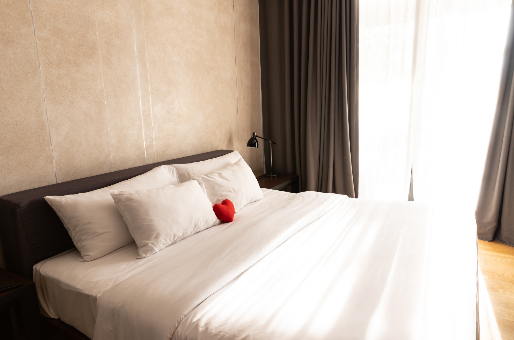 Down Etc. Aquaplush Firm Pillow - Ultra Soft & Supportive for Side, Back & Stomach Sleepers - Perfect for Home, Travel & Office Use
