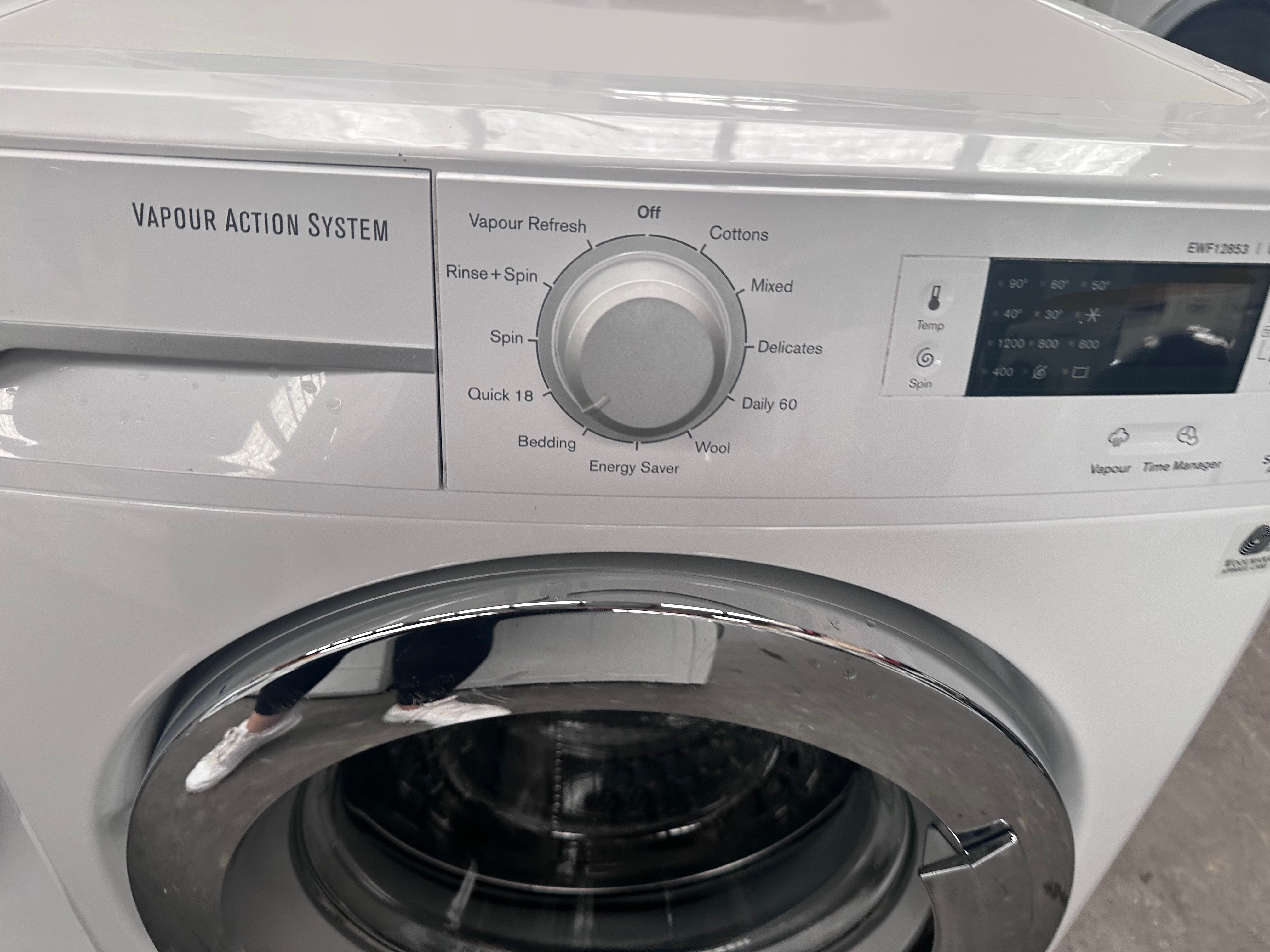 Electrolux 8.5kg Front Load Washing Machine - Energy Efficient, Quiet Operation, Refurbished | Perfect for Apartments, Small Homes & Laundry Rooms