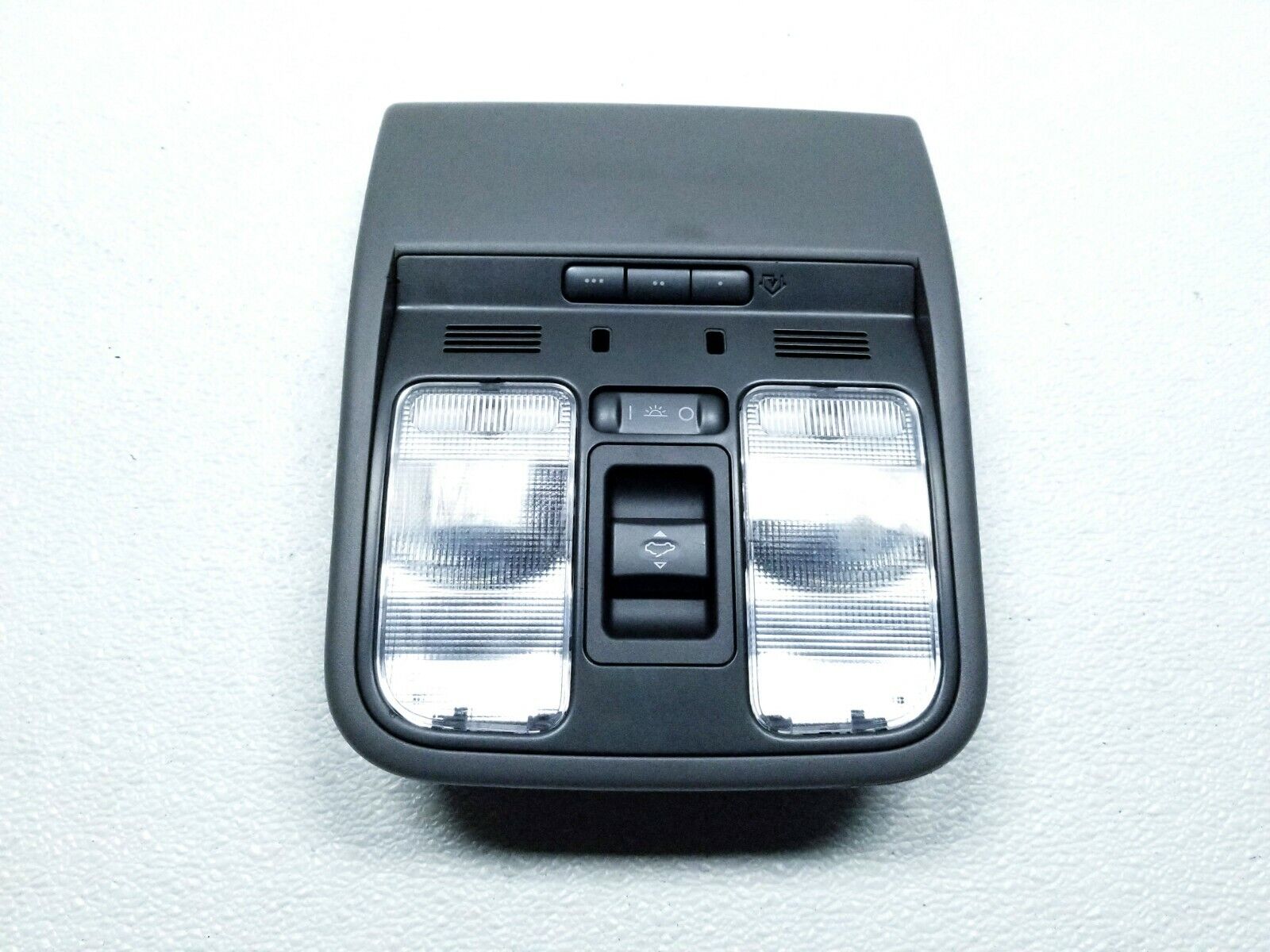 2003-2006 Acura MDX OEM Roof Overhead Dome Light with Homelink - Perfect for Interior Lighting & Car Customization - Ideal for Night Driving & Vehicle Upgrades