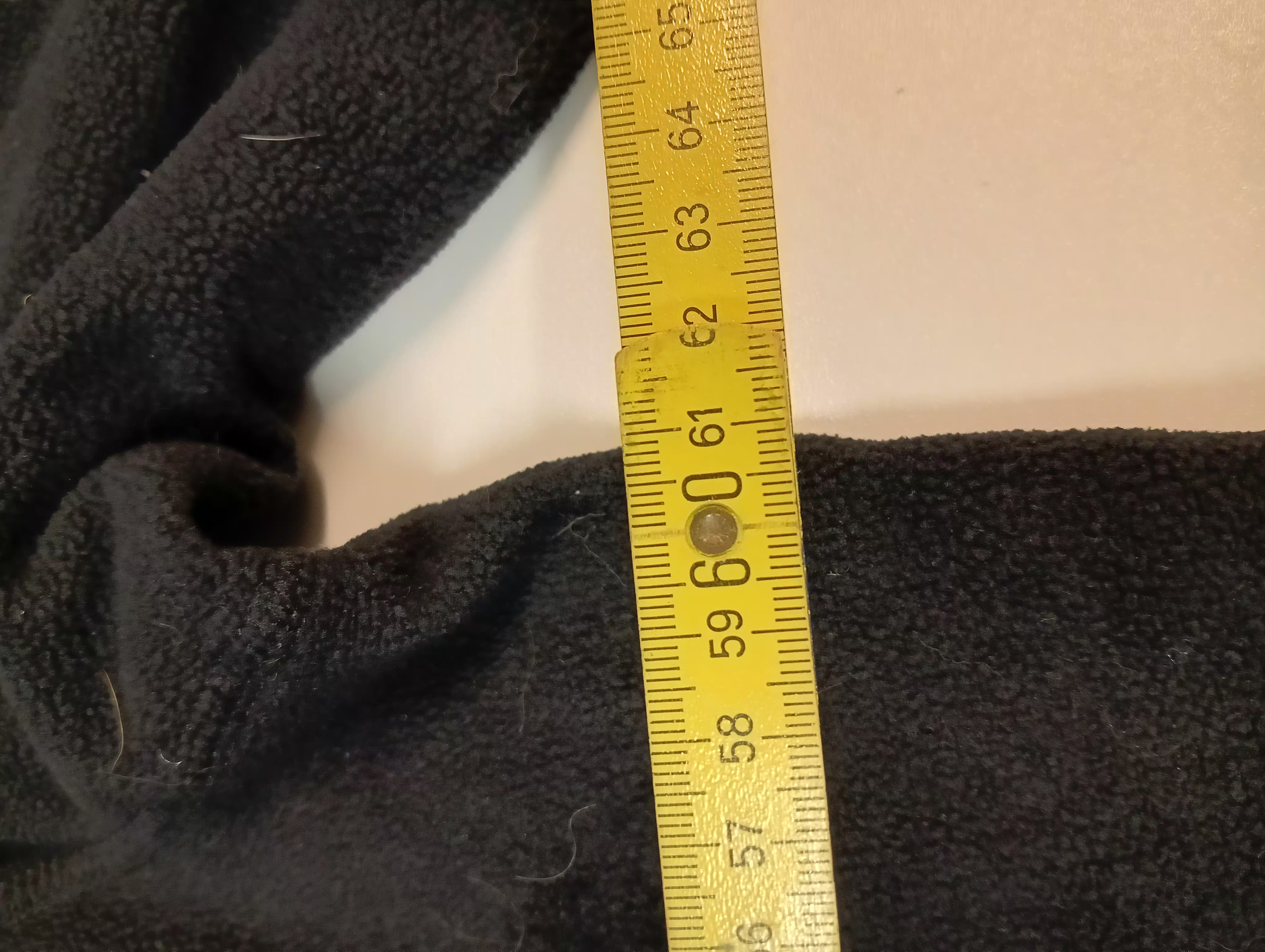 The North Face Fleece Pullover Jacket - Men's XL Size 1217 - Warm & Cozy Winter Wear for Hiking, Camping & Outdoor Activities
