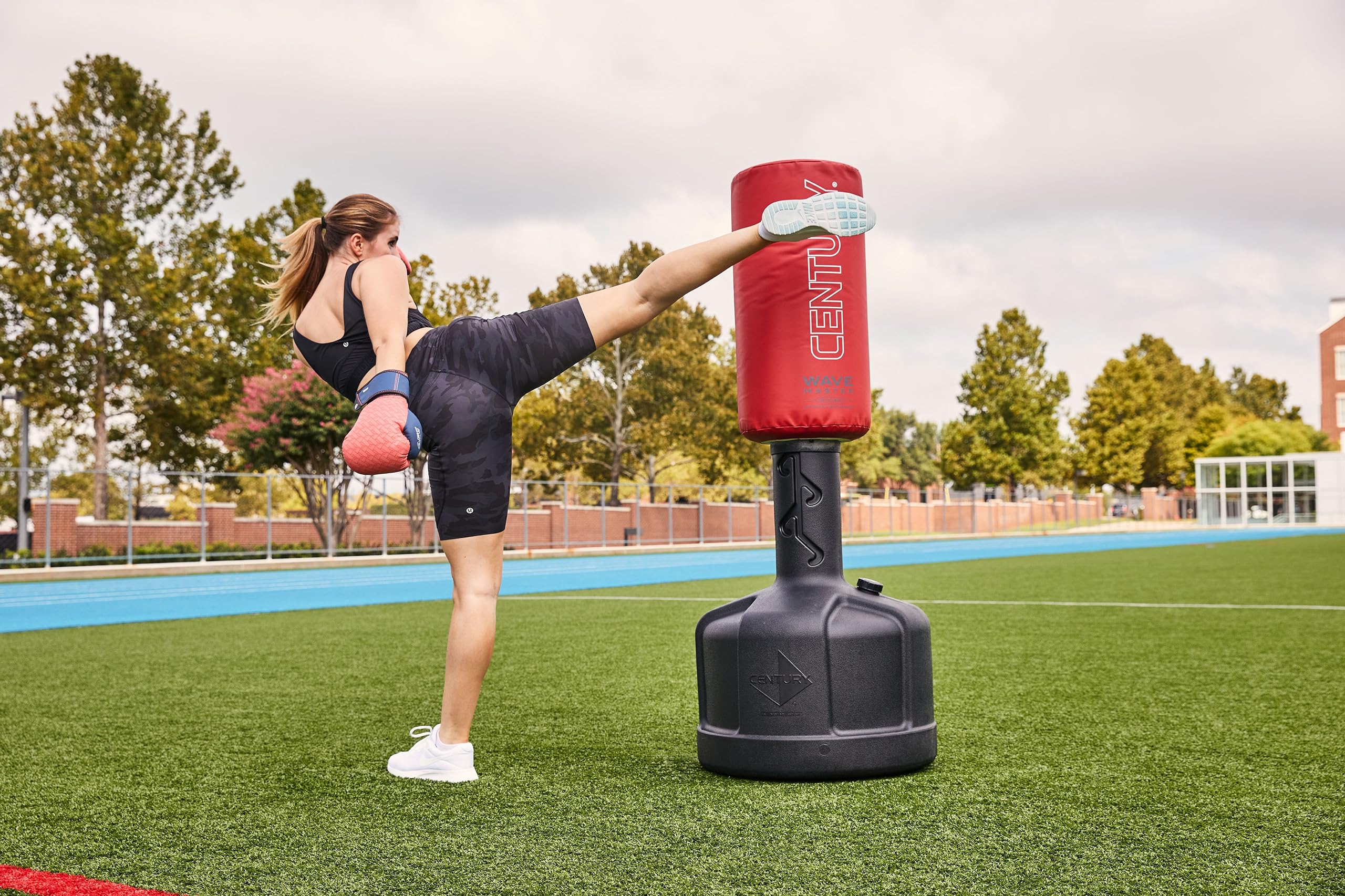 Century Original Wavemaster Freestanding Punching Bag - 28