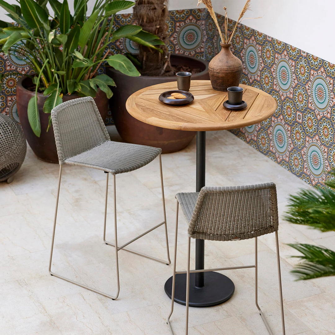 Round Bar Table for Home & Commercial Use - Perfect for Dining, Entertaining & Outdoor Patio Decor
