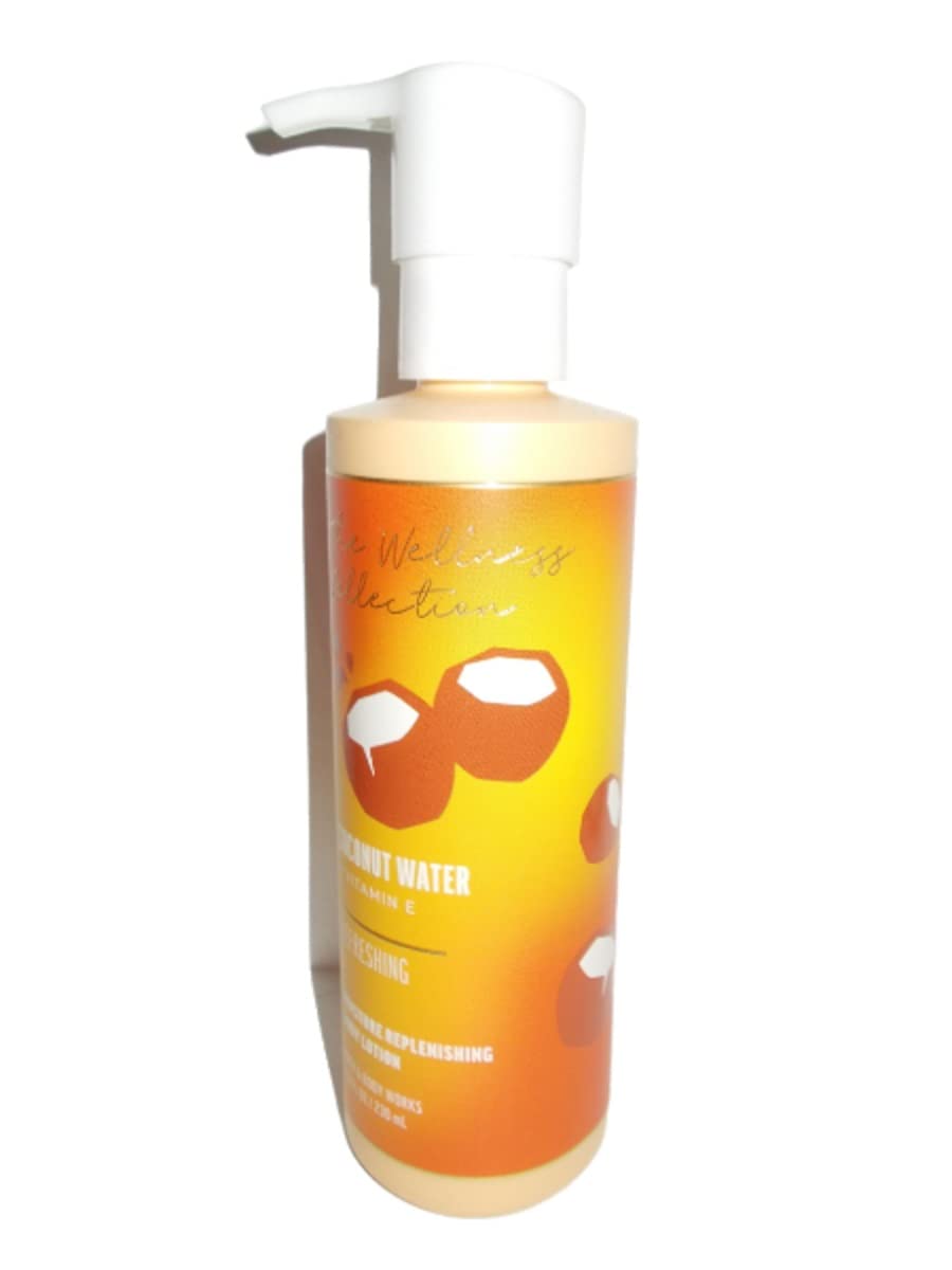Bath & Body Works Coconut Water Body Lotion 7.8 fl oz - Hydrating & Nourishing Moisturizer for Dry Skin - Perfect for Daily Use & Spa Days