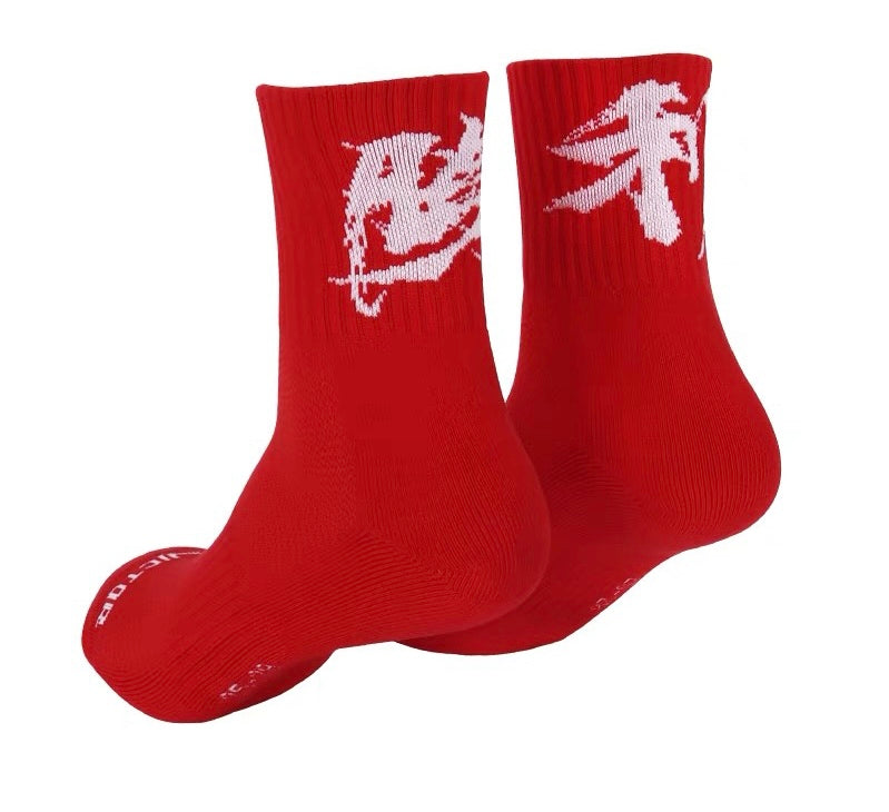 Victor Unisex Sport Crew Socks SK 153D - Breathable Athletic Socks for Men & Women - Perfect for Running, Gym & Outdoor Activities [Red]