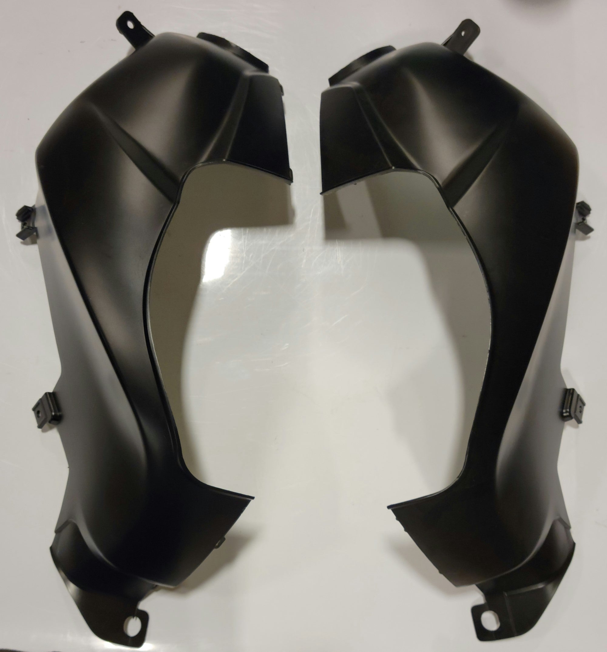 Premium Fuel Tank Cover - Durable & Weather-Resistant for Cars, Trucks & Motorcycles - Perfect for Outdoor Protection & Longevity