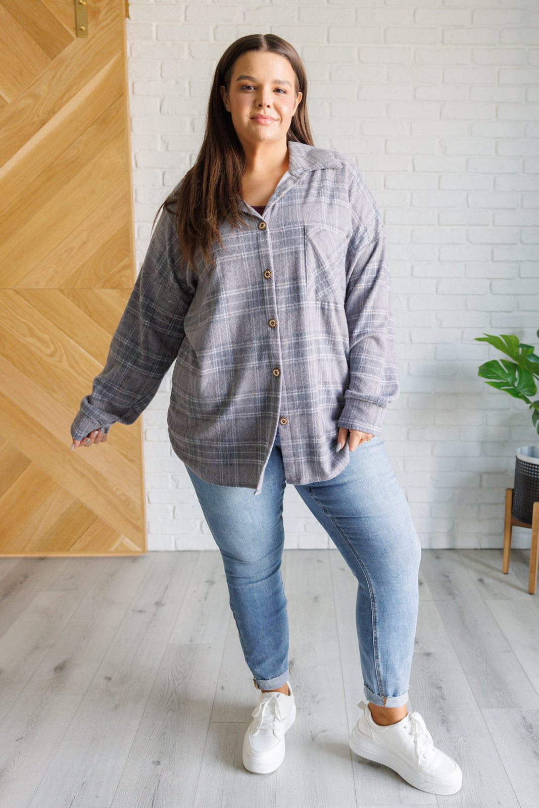 Stylish Plaid Button-Up Shirt for Men - Casual & Comfortable Flannel Shirt for Fall & Winter | Perfect for Outdoor Activities, Work & Everyday Wear