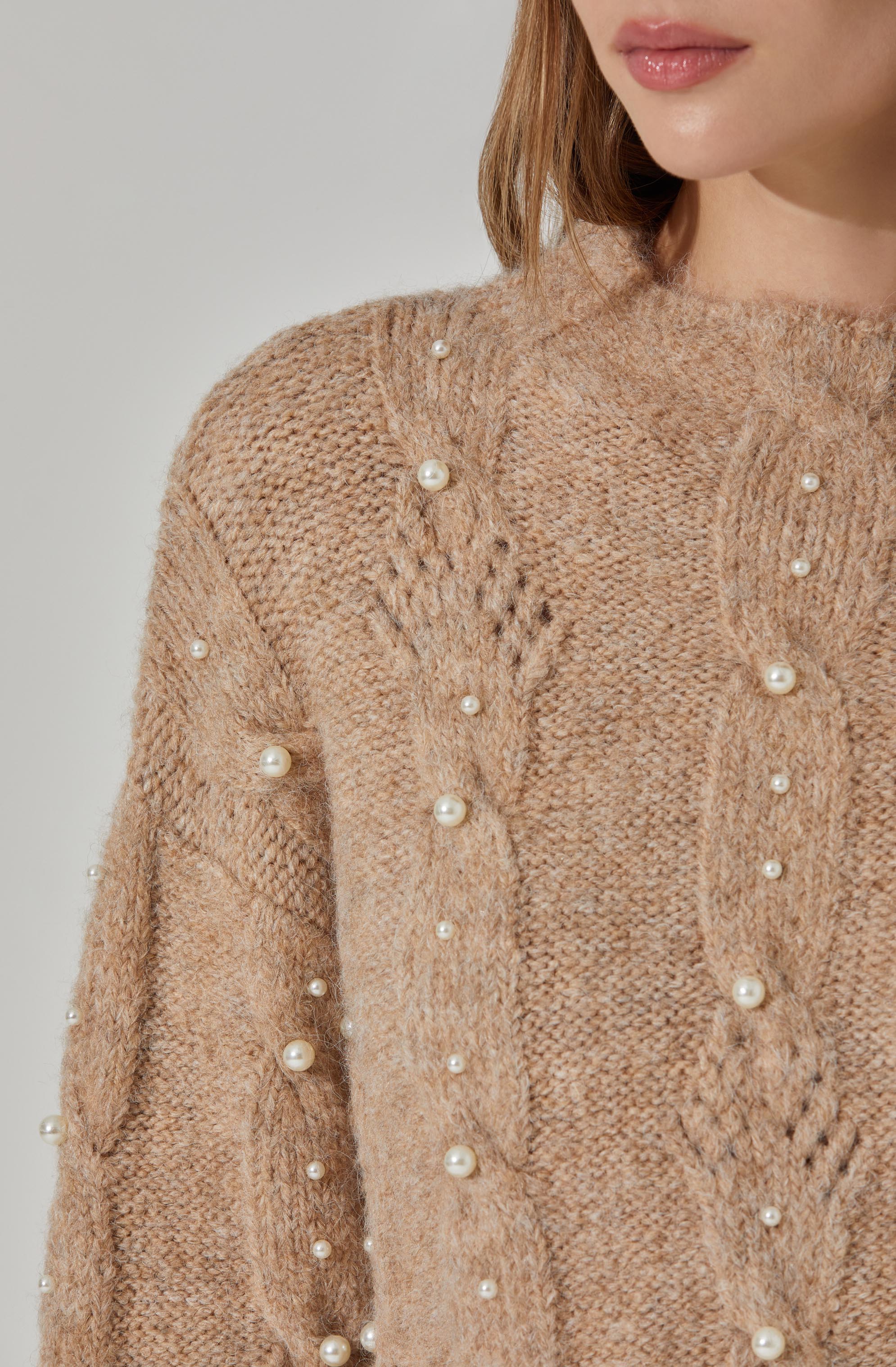 Stylish Pearl Cable Knit Sweater for Women - Cozy Winter Pullover with Classic Knit Design - Perfect for Casual Outfits, Office Wear & Holiday Gatherings