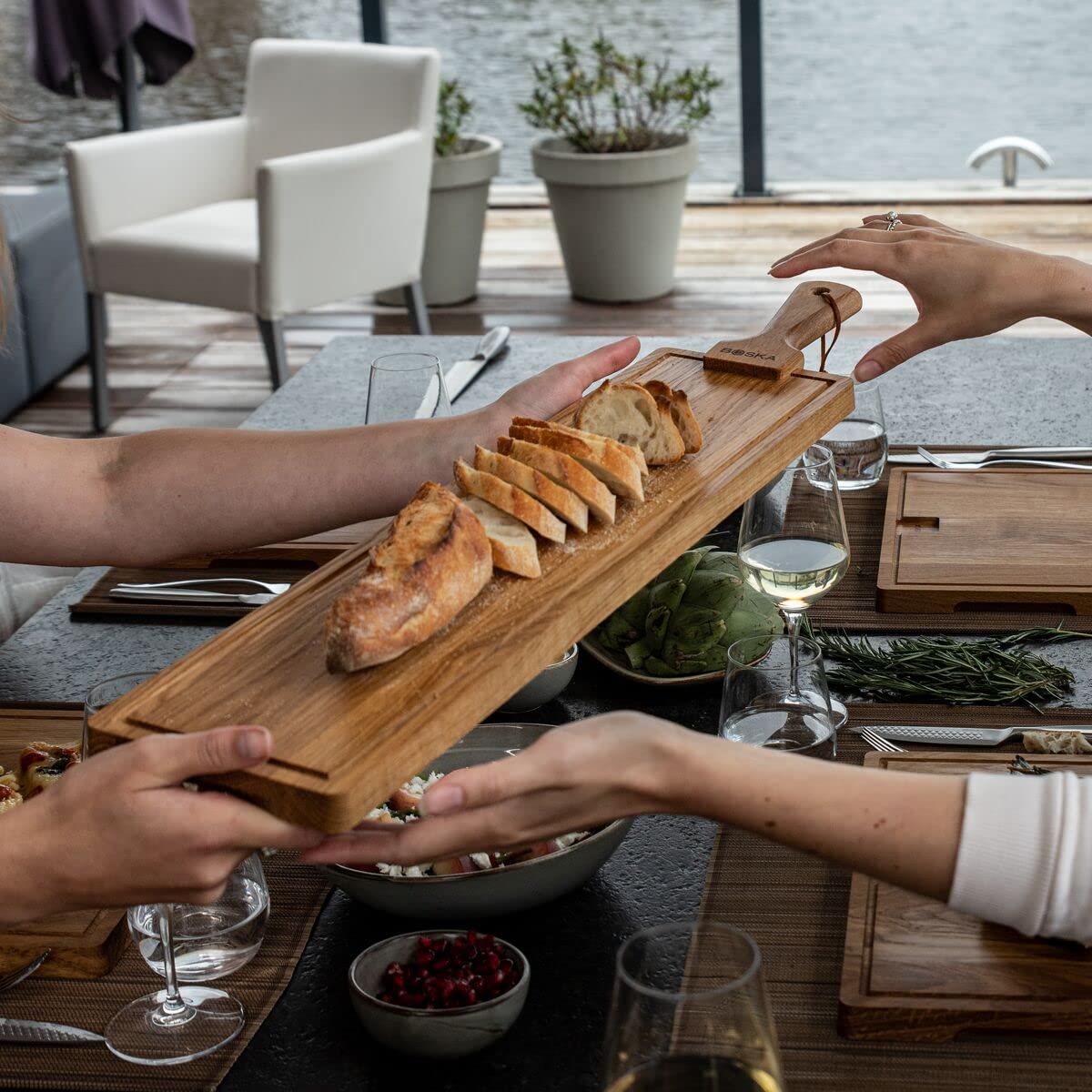 Boska Small Amigo Wooden Cheese Board with Non-Slip Feet - Perfect for Cheese, Charcuterie, Tapas, Bread & Dessert Presentation - Dishwasher Safe Cutting & Serving Board - Ideal for Dinner Parties, Wine Tastings & Holiday Entertaining