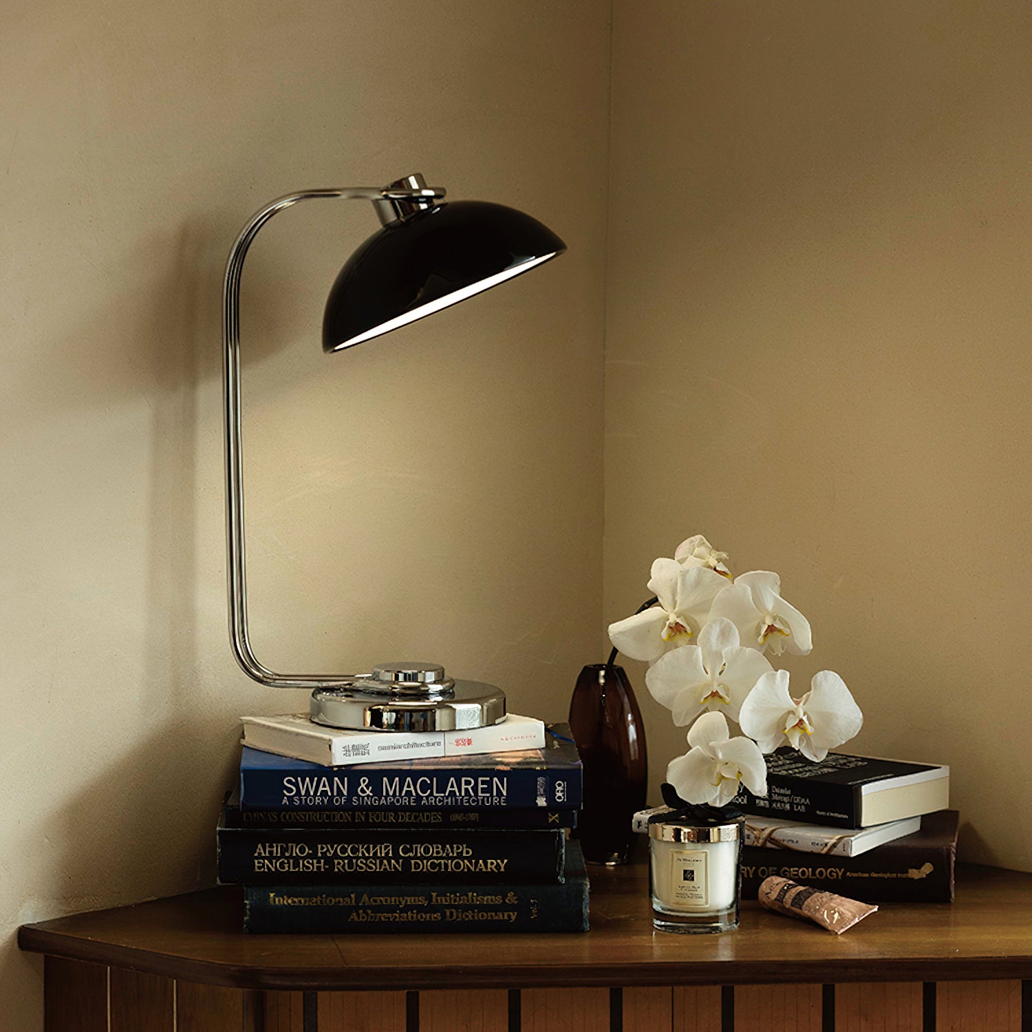 Athena Modern Table Lamp - Elegant Bedside & Living Room Lighting for Home & Office Decor