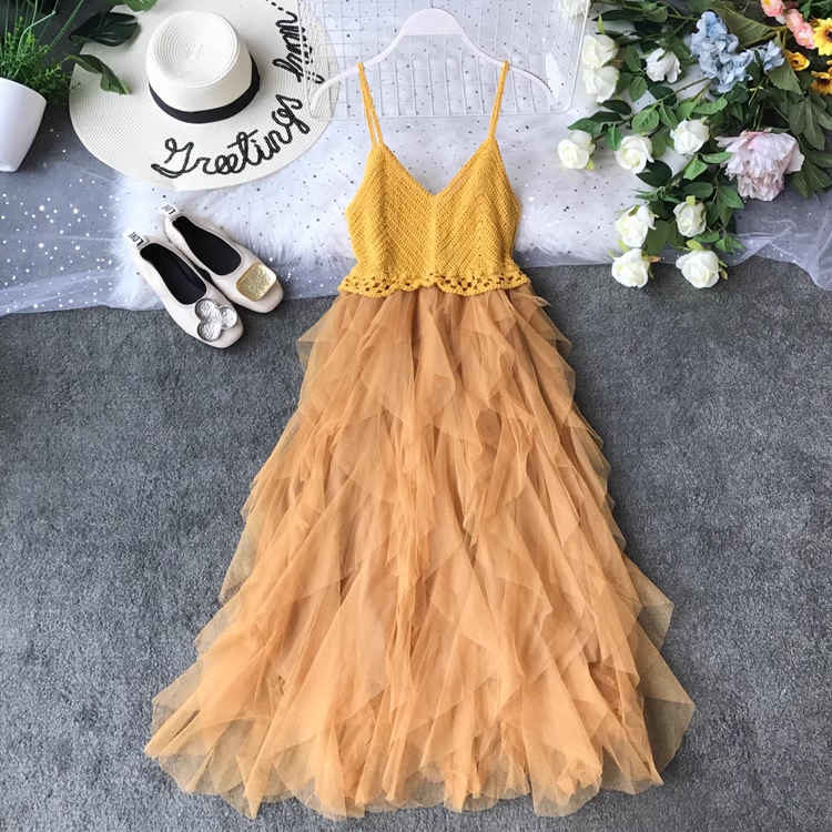 Elegant French Knit V-Neck Open Back Dress with Asymmetrical Mesh Cake Skirt - Perfect for Cocktail Parties, Date Nights & Special Occasions