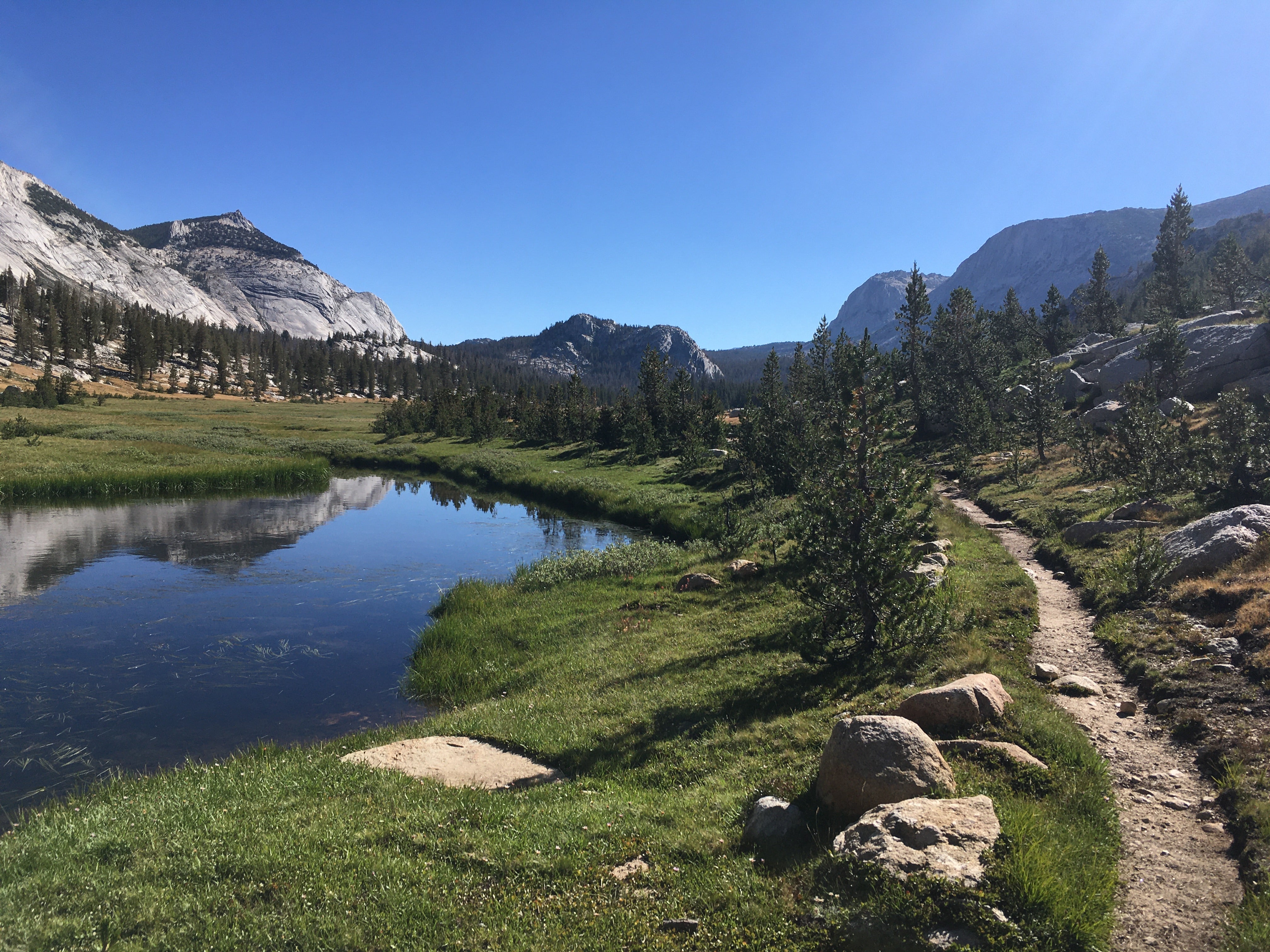 Best Lightweight Backpacking Gear for Yosemite National Park - Vogelsang High Sierra Camp Essentials | Hiking & Camping Equipment