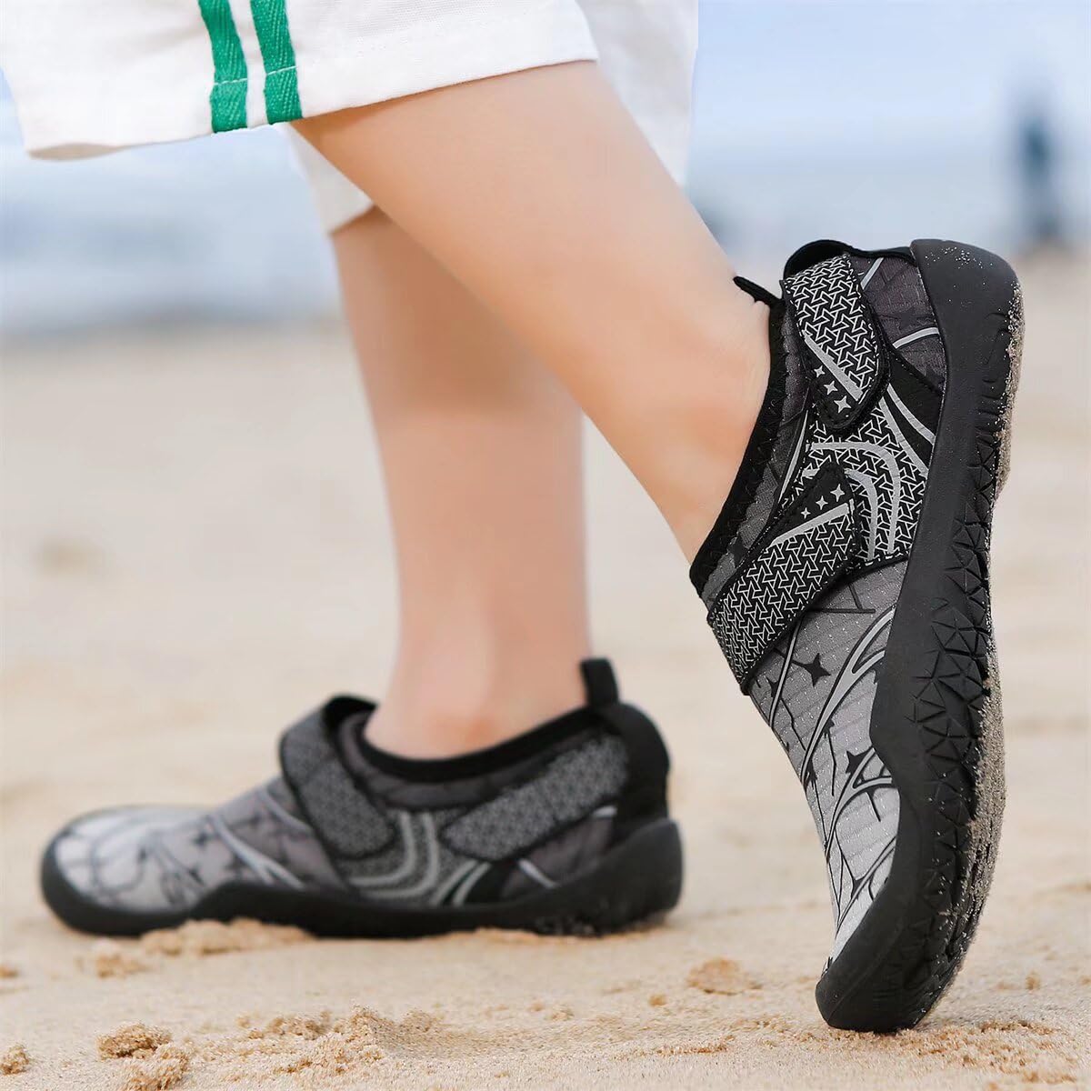 **Kids Boys Girls Water Shoes for Beach Swimming - Lightweight Quick-Dry Aqua Socks for Pool, Surfing & Outdoor Activities**