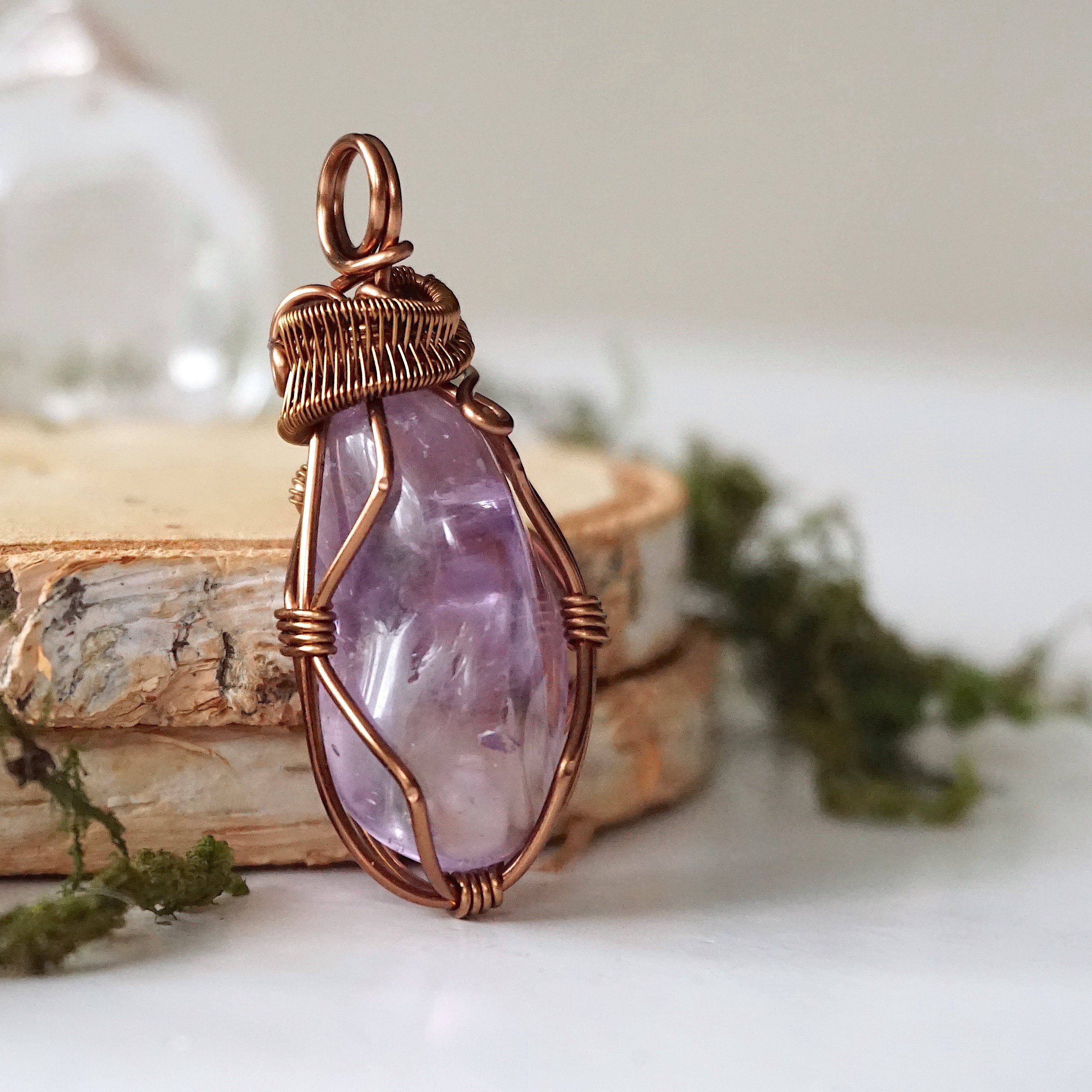 Natural Amethyst Pendant Necklace in Antique Bronze - Elegant Healing Crystal Jewelry for Women, Gift for Her, Perfect for Meditation, Yoga & Spiritual Practices