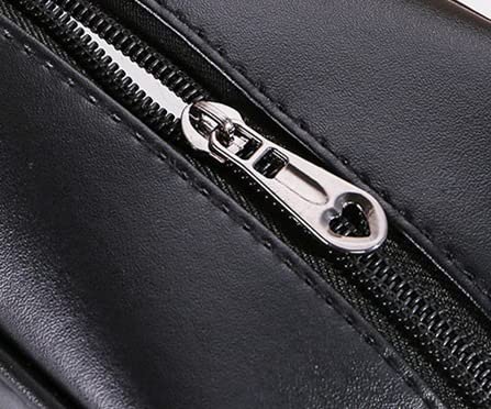 **Amso Clear Toiletry Bag - Waterproof PVC Cosmetic Bag with Zipper for Travel, Makeup & Essentials - Portable Travel Organizer for Women & Men - Perfect for Gym, Beach & Weekend Getaways**