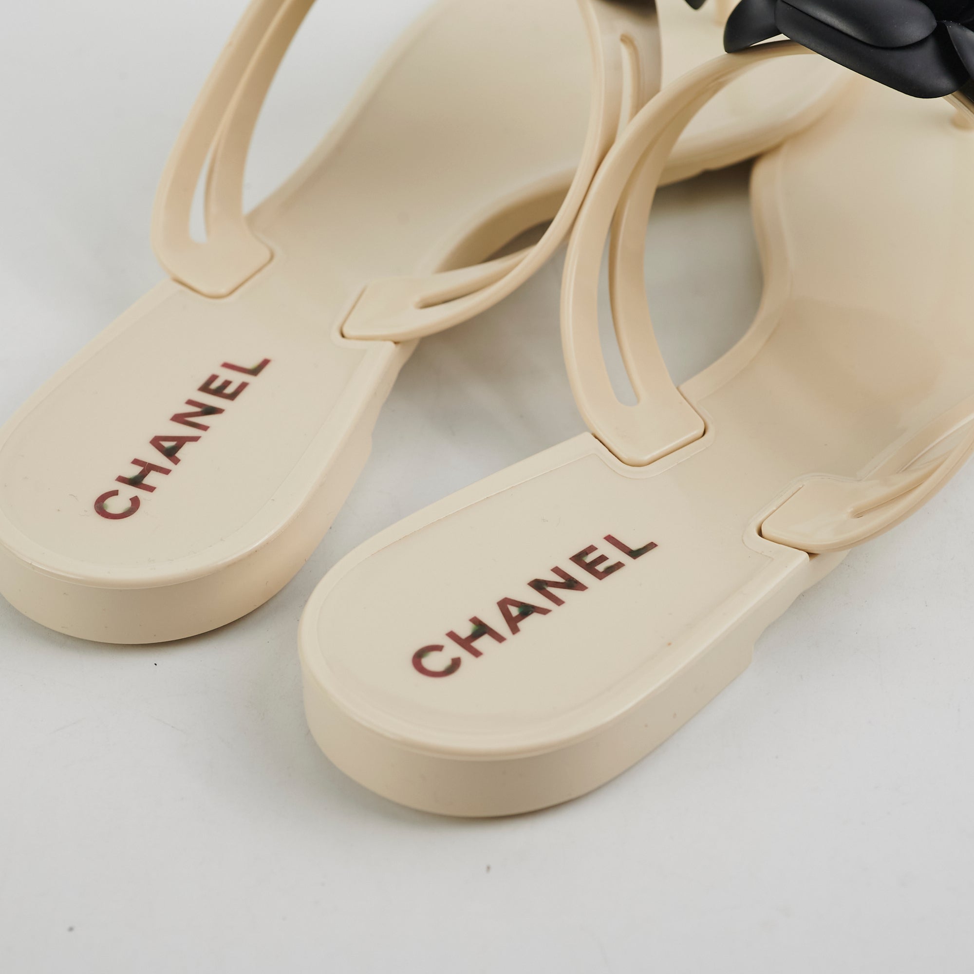 Chanel Camelia Jelly Sandals for Women - Beige & Black Summer Slide Sandals Size 40 EU - Comfortable Luxury Beach Sandals for Vacation, Pool Party & Casual Outings