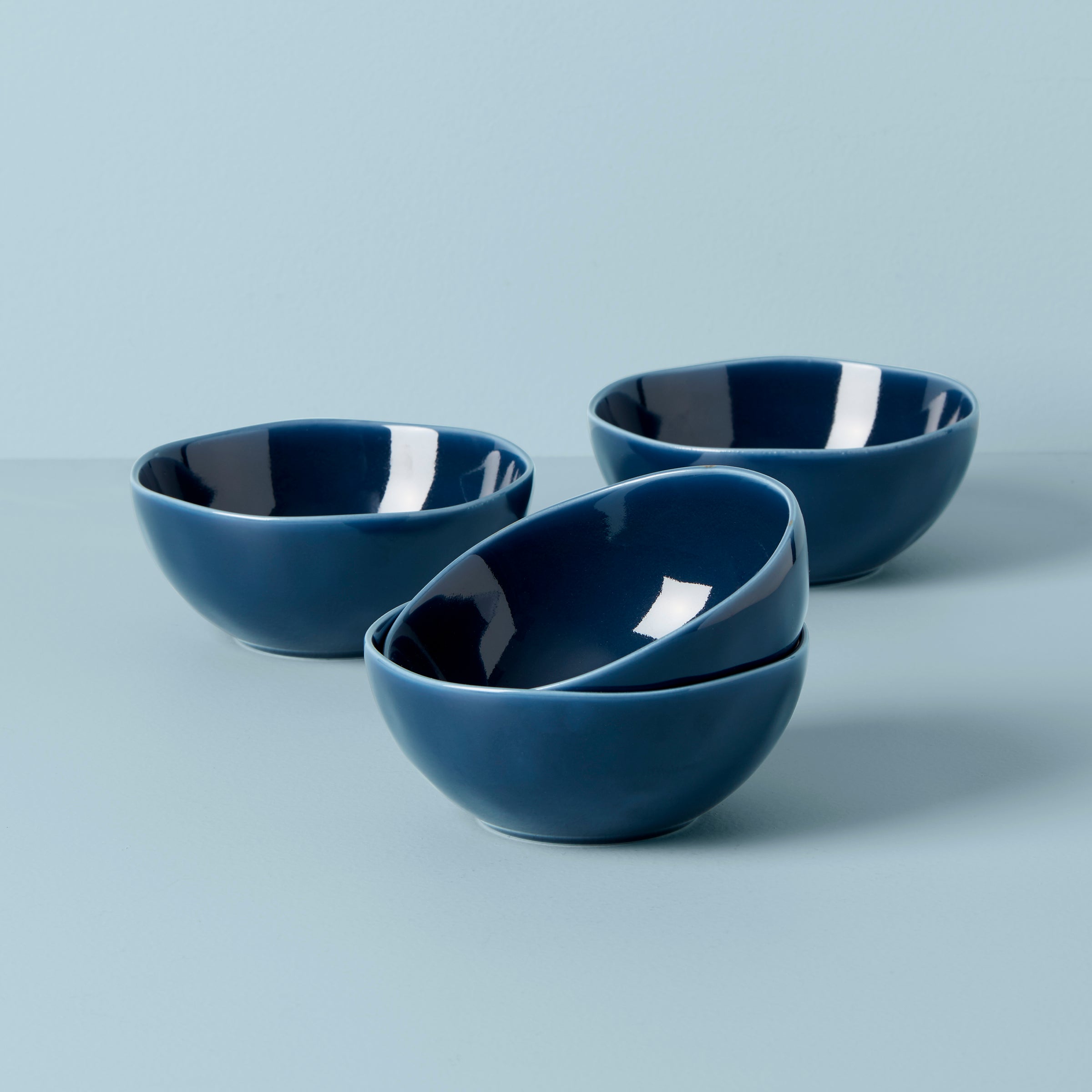 Bay Colors Blue All Purpose Bowls Set of 4 - Durable Melamine Mixing Bowls for Kitchen, Serving, Salad, Snacks & Food Prep - Dishwasher Safe Dinnerware for Home & Restaurant Use