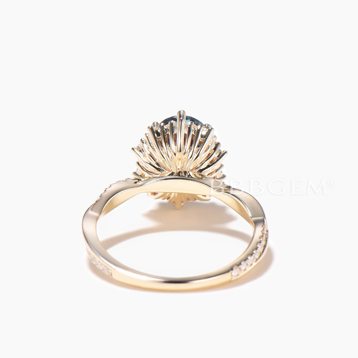 Oval Cut Color Changing Alexandrite Engagement Ring with Diamond Halo & Twisted Band – Perfect for Proposals, Anniversaries & Special Occasions