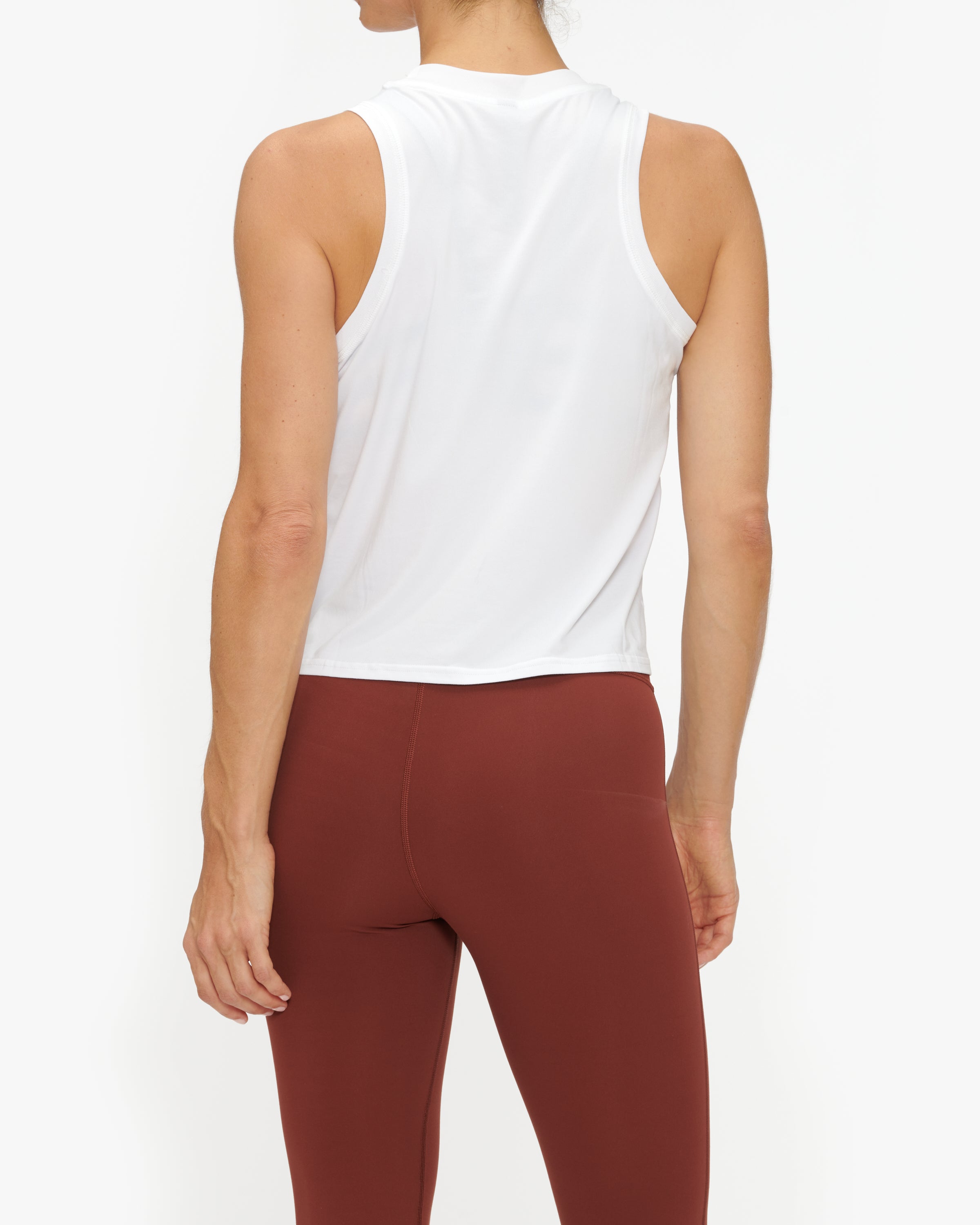Vuori Energy Top - Women's Performance Workout Shirt for Running, Yoga & Gym - Moisture-Wicking & Breathable Activewear