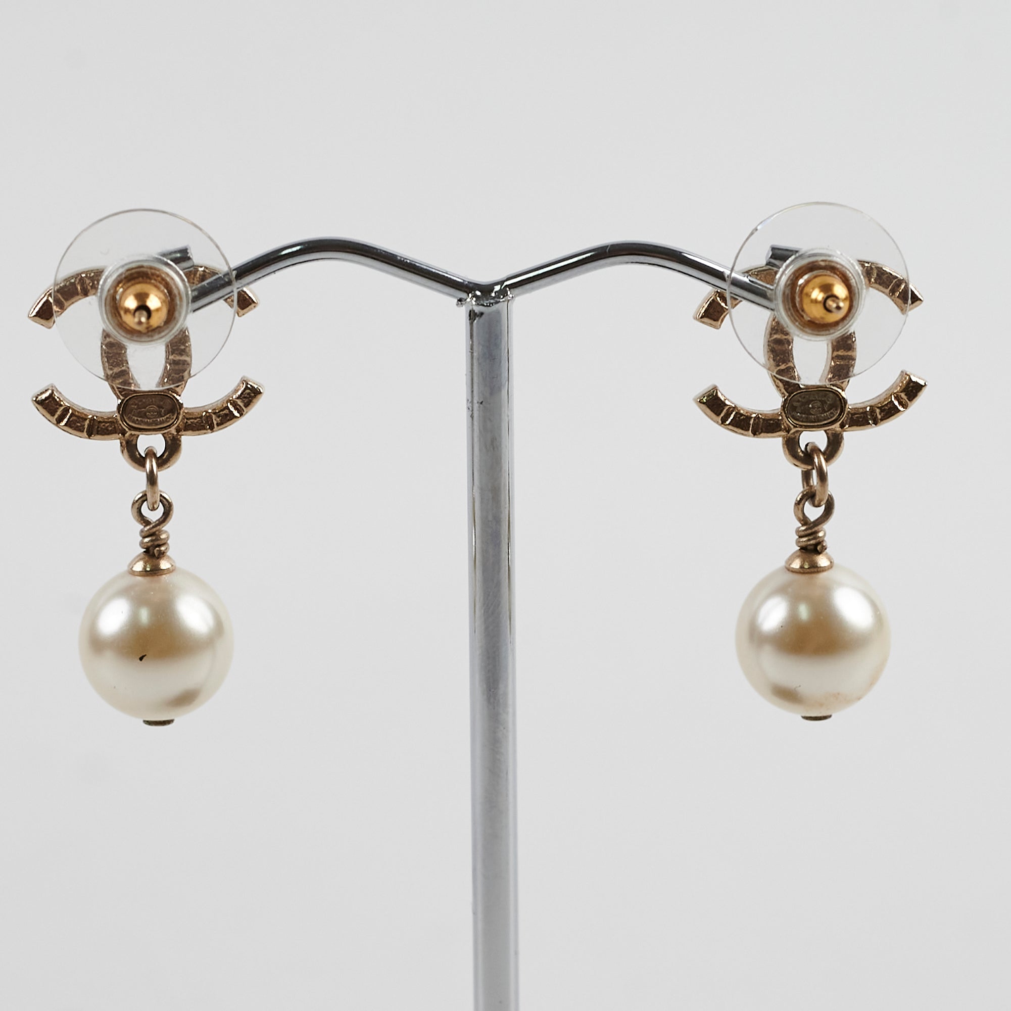 Chanel CC Pearl Drop Earrings for Women - Luxury Designer Jewelry Gift for Birthday, Anniversary & Special Occasions | Elegant Pearl Dangle Earrings for Party, Wedding & Evening Events