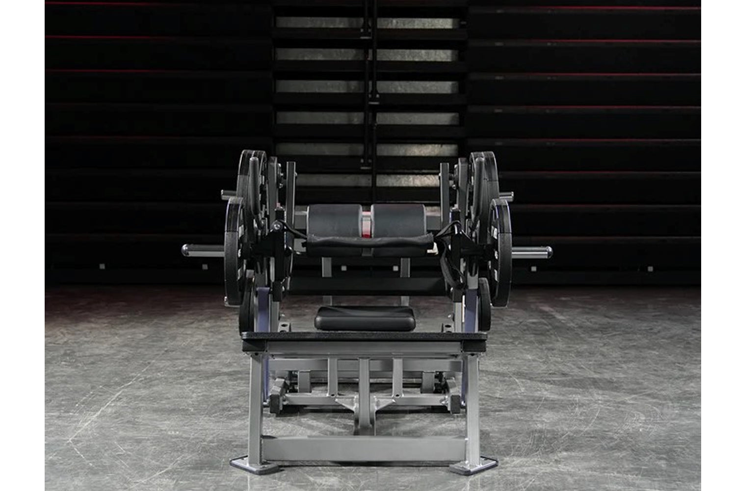 Hammer Strength Plate Loaded Glute Drive Machine - Professional Gym Equipment for Glute Workouts & Strength Training - Perfect for Home Gyms & Commercial Fitness Centers