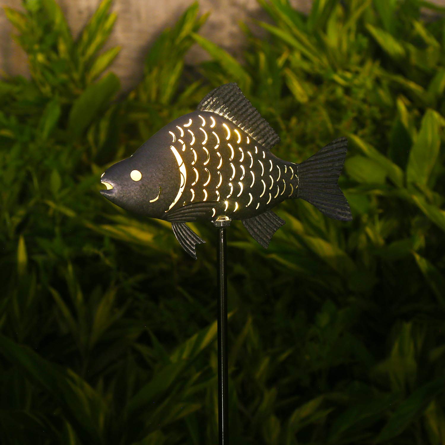 KAIXOXIN Solar Garden Lights - Metal Fish Decorative Stake Outdoor Solar Lights for Patio, Yard, Pathway - Warm White LED Solar Powered Landscape Lighting (Silver, 1-Pack) - Perfect for Garden Decor, Walkway Illumination, and Backyard Ambiance
