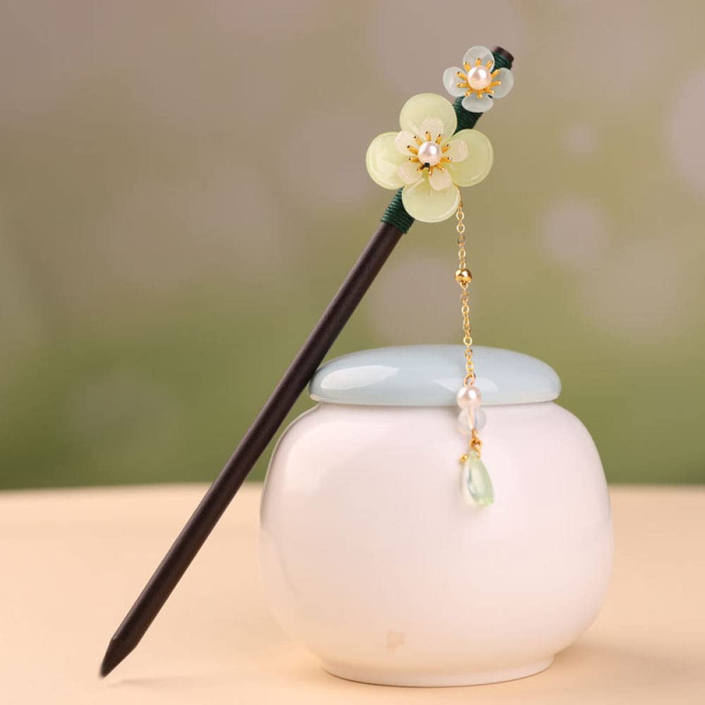 Vintage Wooden Hair Sticks with Tassel & Imitation Pearl Flower - Chinese Ethnic Style Hair Chopsticks for Women with Thick Hair - Perfect for Bun, Updo & Traditional Hairstyles