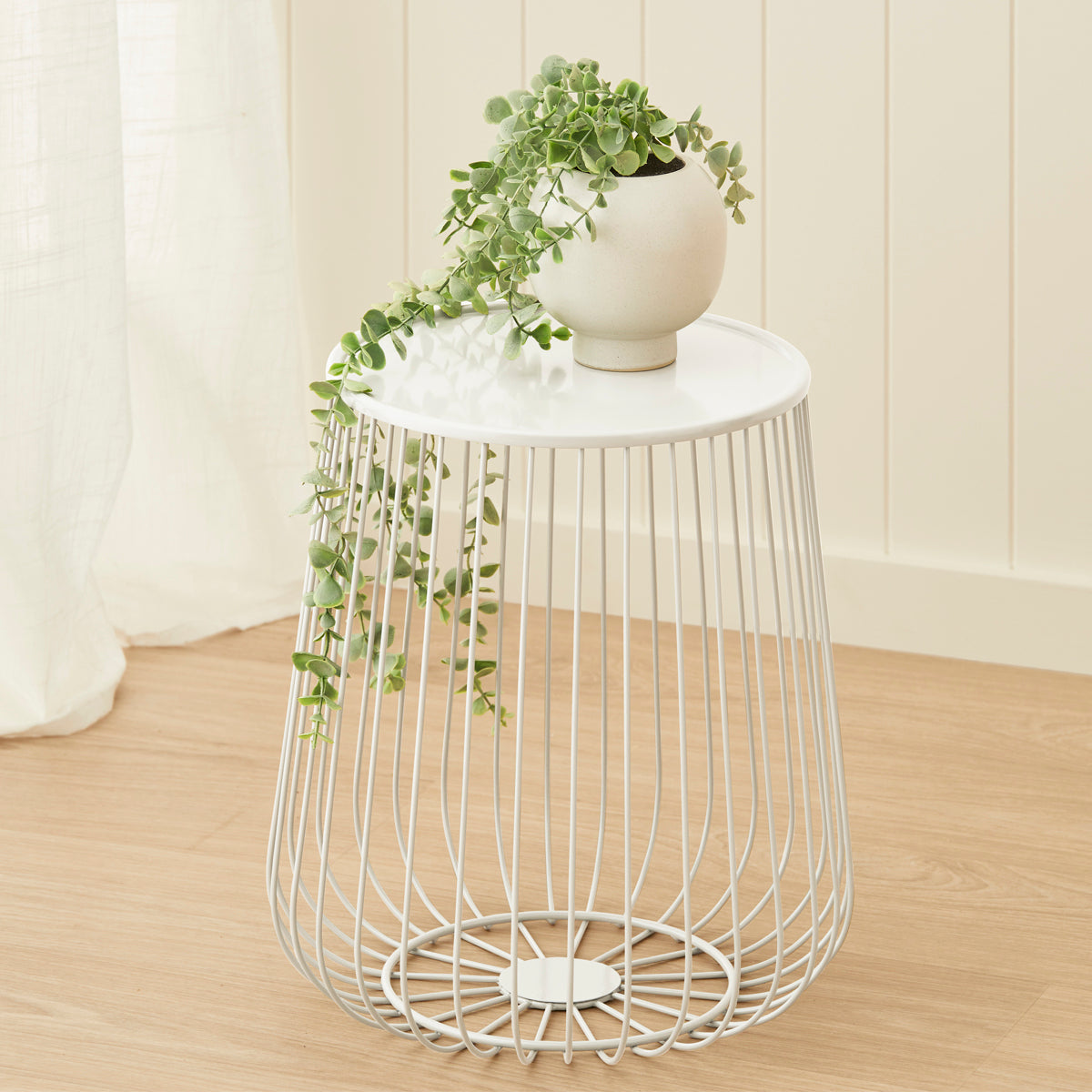 Room Life Finn Side Table - Modern Wooden End Table for Living Room, Bedroom & Office - Perfect for Coffee, Books & Decor