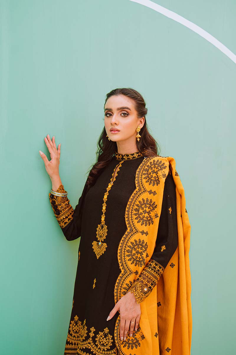 Mehr U Nisa AW21 Collection - Stylish Women's Fashion for Fall & Winter | Perfect for Office, Parties & Casual Outings