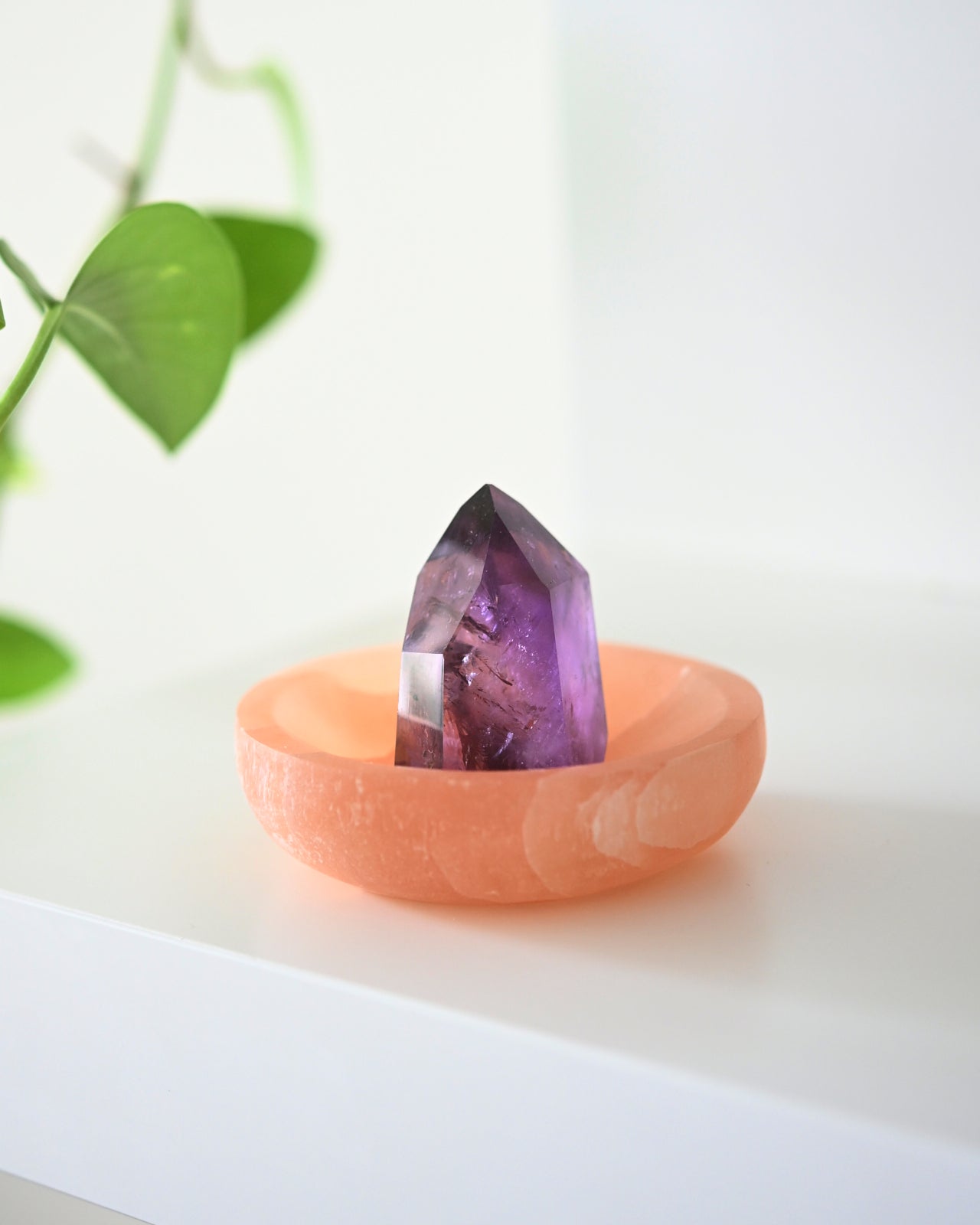 Orange Selenite Bowl - Natural Healing Crystal for Meditation, Chakra Balancing & Home Decor | Perfect for Yoga Spaces, Gift Giving & Energy Cleansing