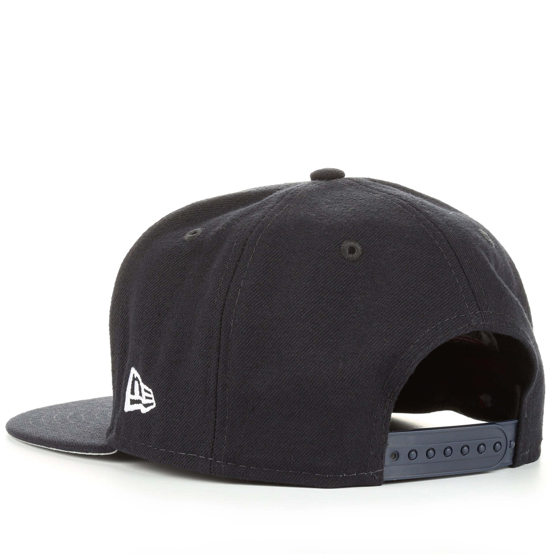 New Era 9Fifty Seattle Mariners Navy Snapback Hat - Adjustable Baseball Cap for Men & Women - Perfect for Baseball Games, Streetwear Fashion & Casual Outfits