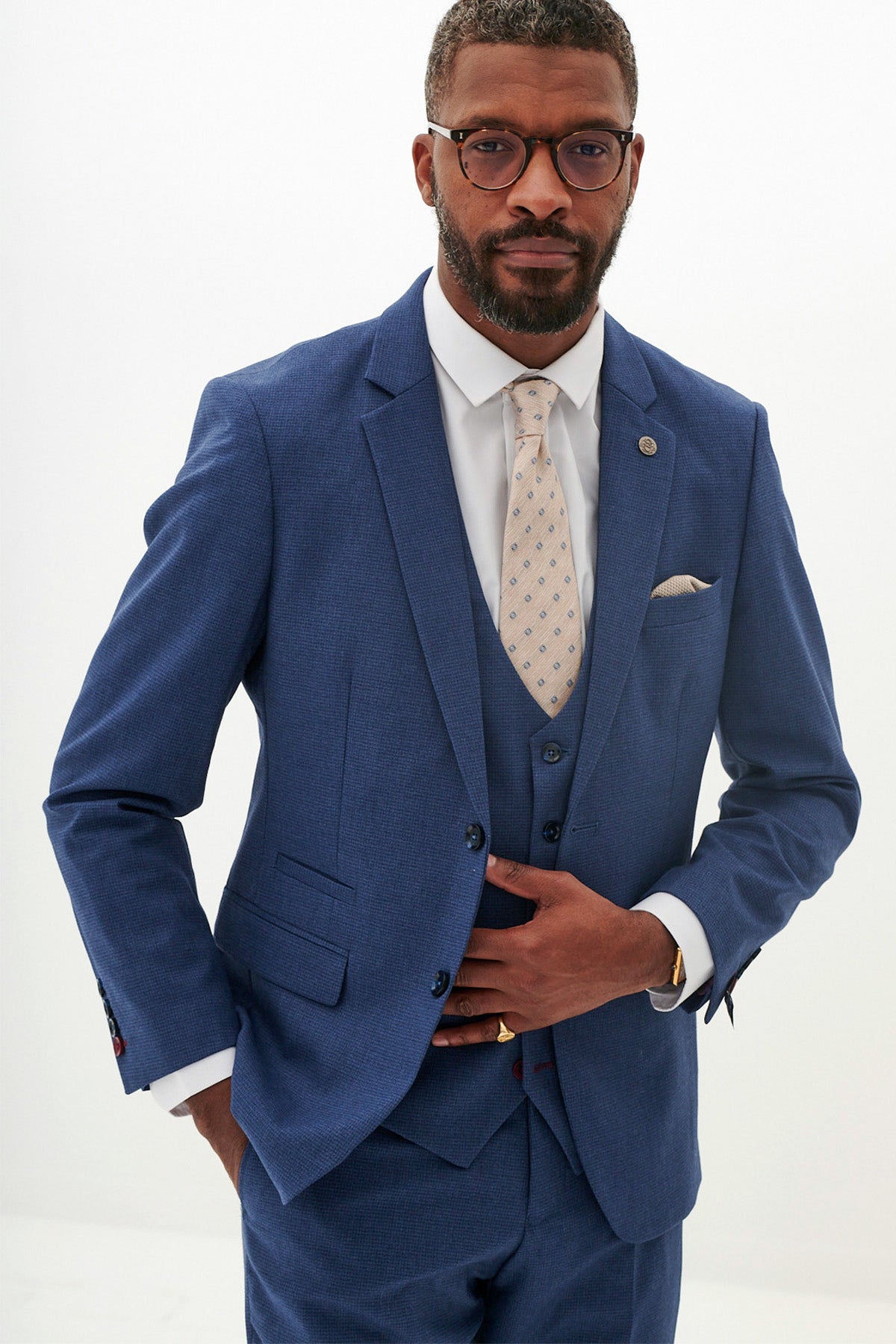 Tim Iroegbunam Everton FC Ashley Navy Blue 3-Piece Suit - Official Football Club Collection | Perfect for Matchdays, Weddings & Formal Events