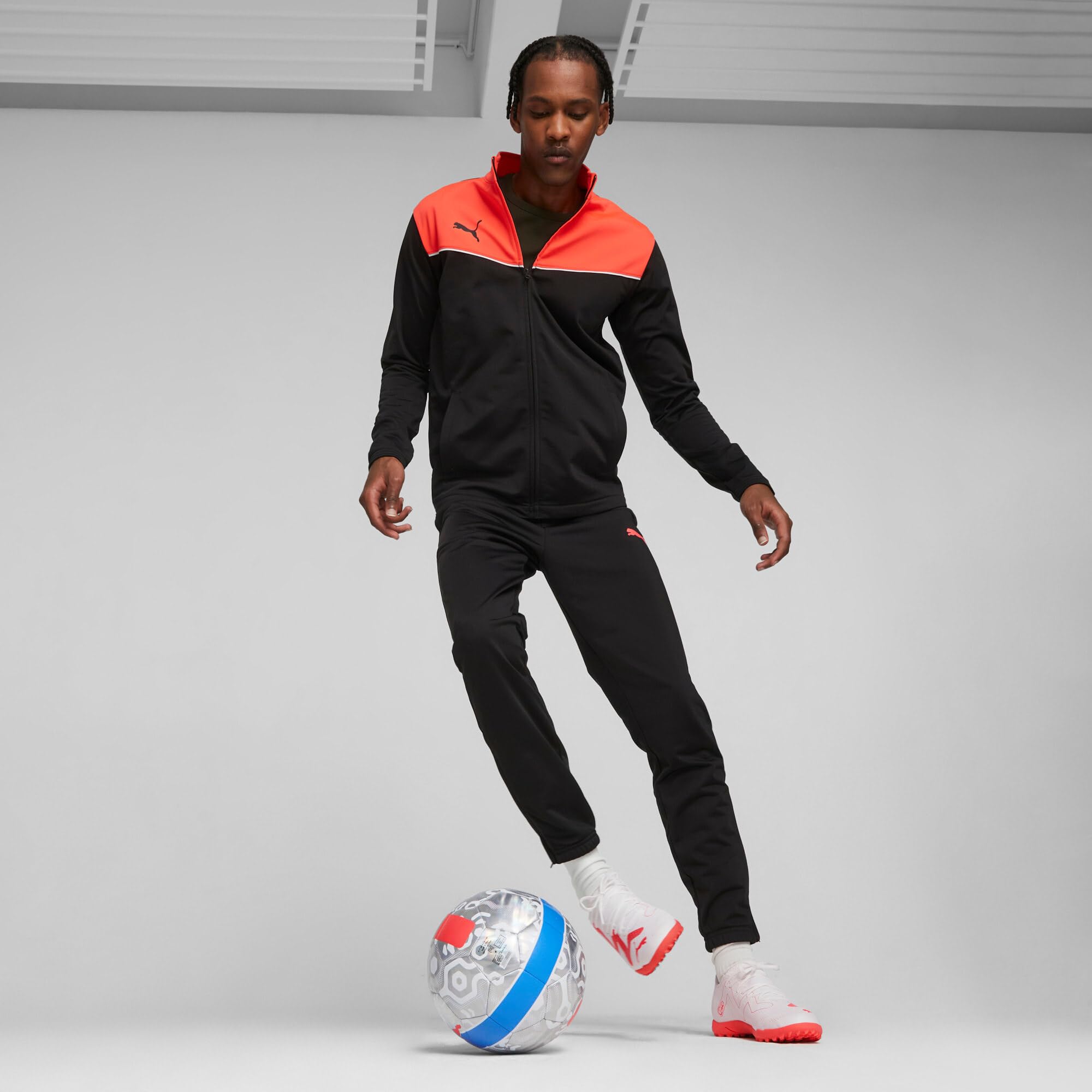 Puma Men's Future Play TT Soccer Cleats - Lightweight Football Shoes for Artificial Turf & Indoor Matches - Perfect for Training, Matches & Casual Wear