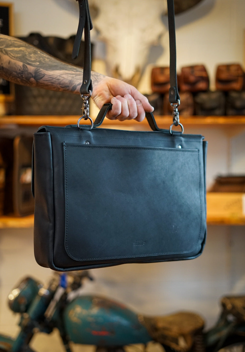 16 Inch Messenger Bag for Men & Women - Durable Crossbody Shoulder Bag (Flat Black) - Perfect for Work, Travel & Daily Commute