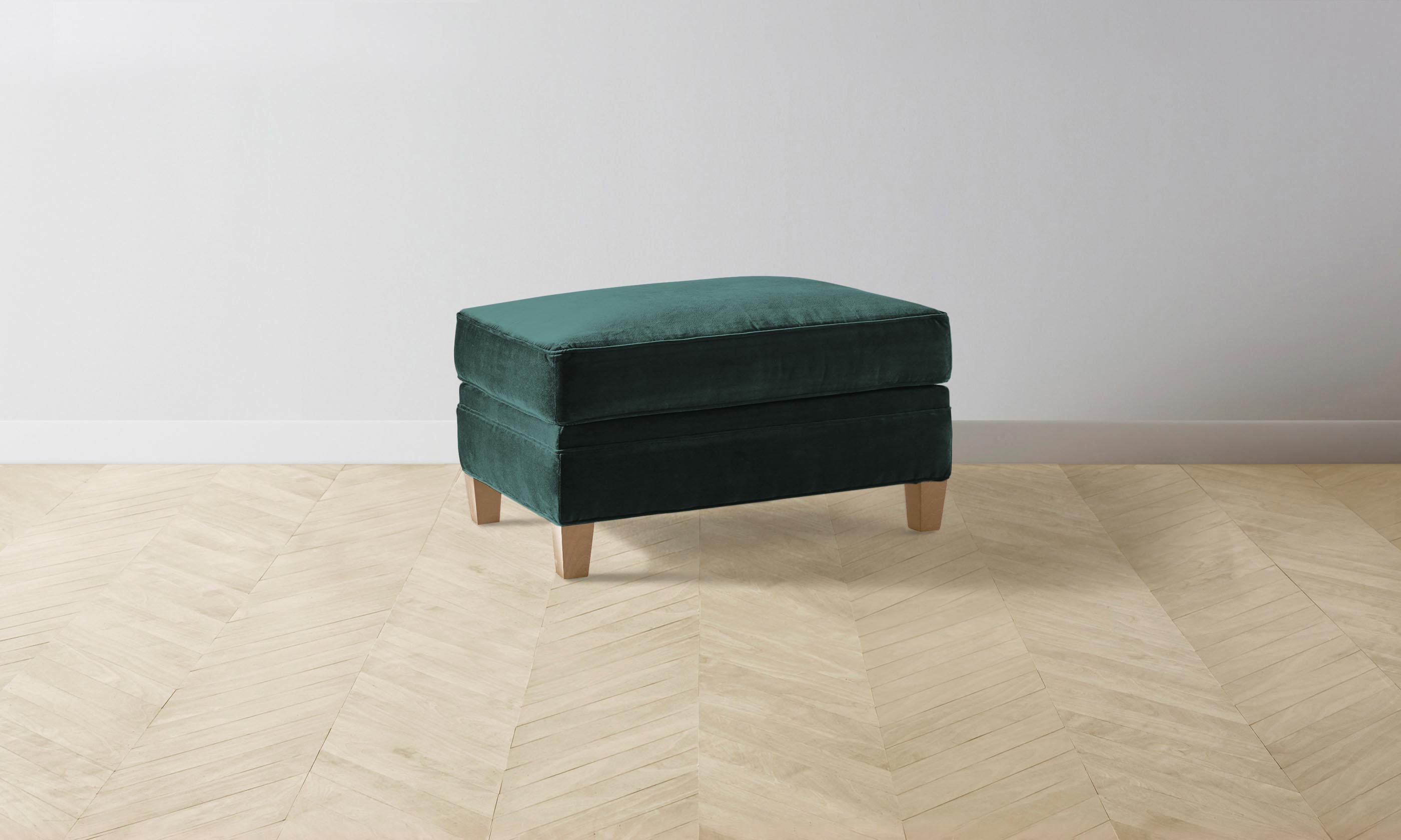 Luxury Carmine Ottoman with Performance Velvet Upholstery in Emerald Green - Perfect for Living Room, Bedroom, or Home Office Decor