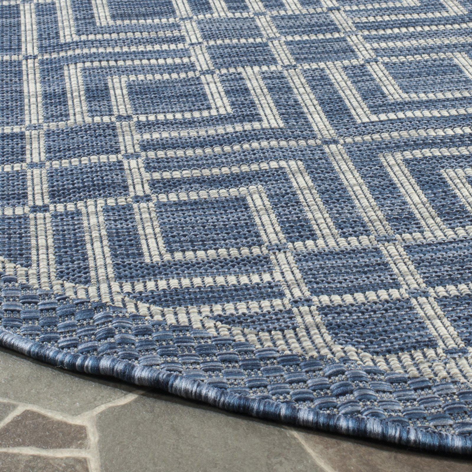 SAFAVIEH Courtyard Collection 6'7