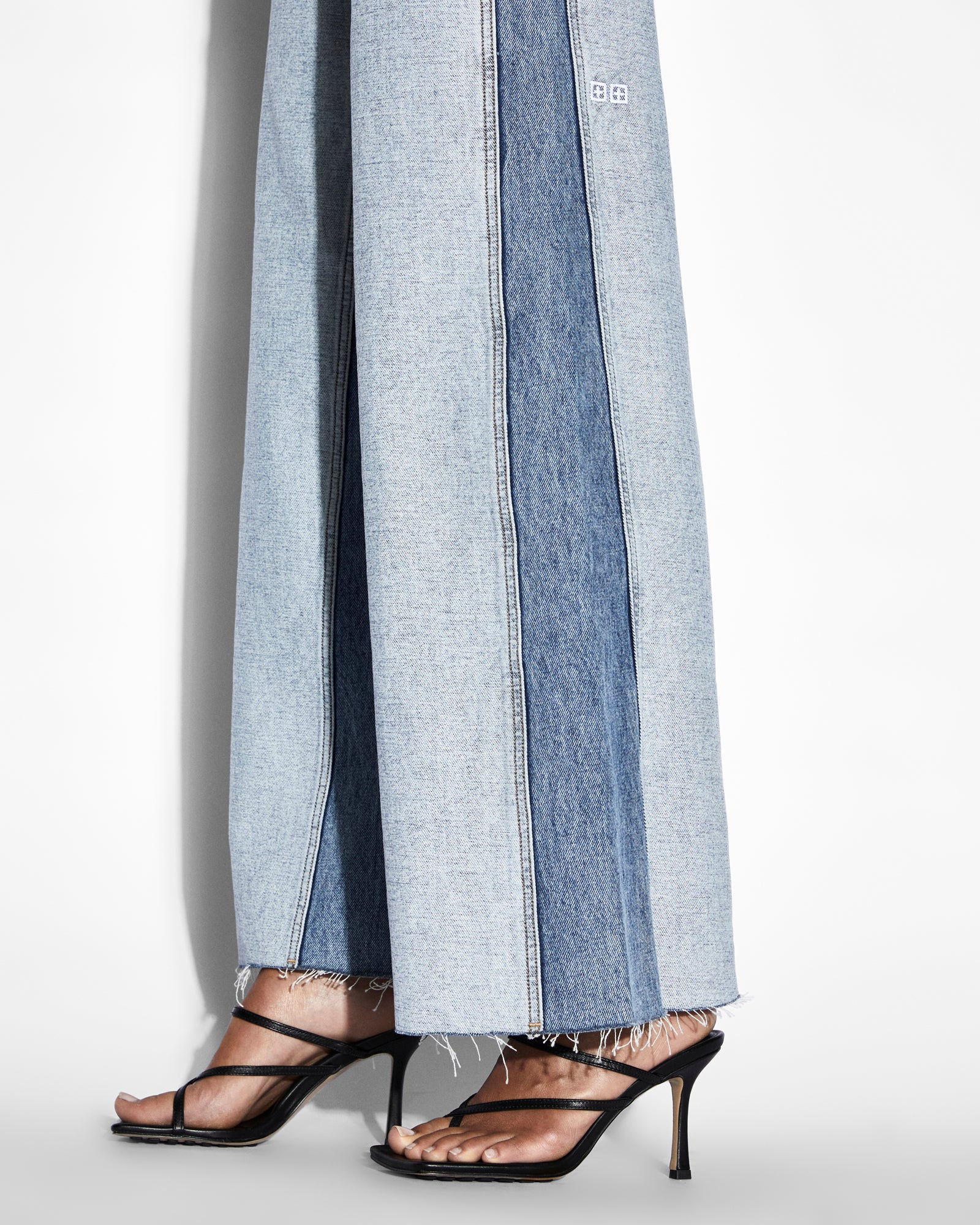 Vintage Swinger Jeans for Women - High Waisted Retro Bell Bottom Pants | Perfect for 70s Theme Parties & Casual Outfits