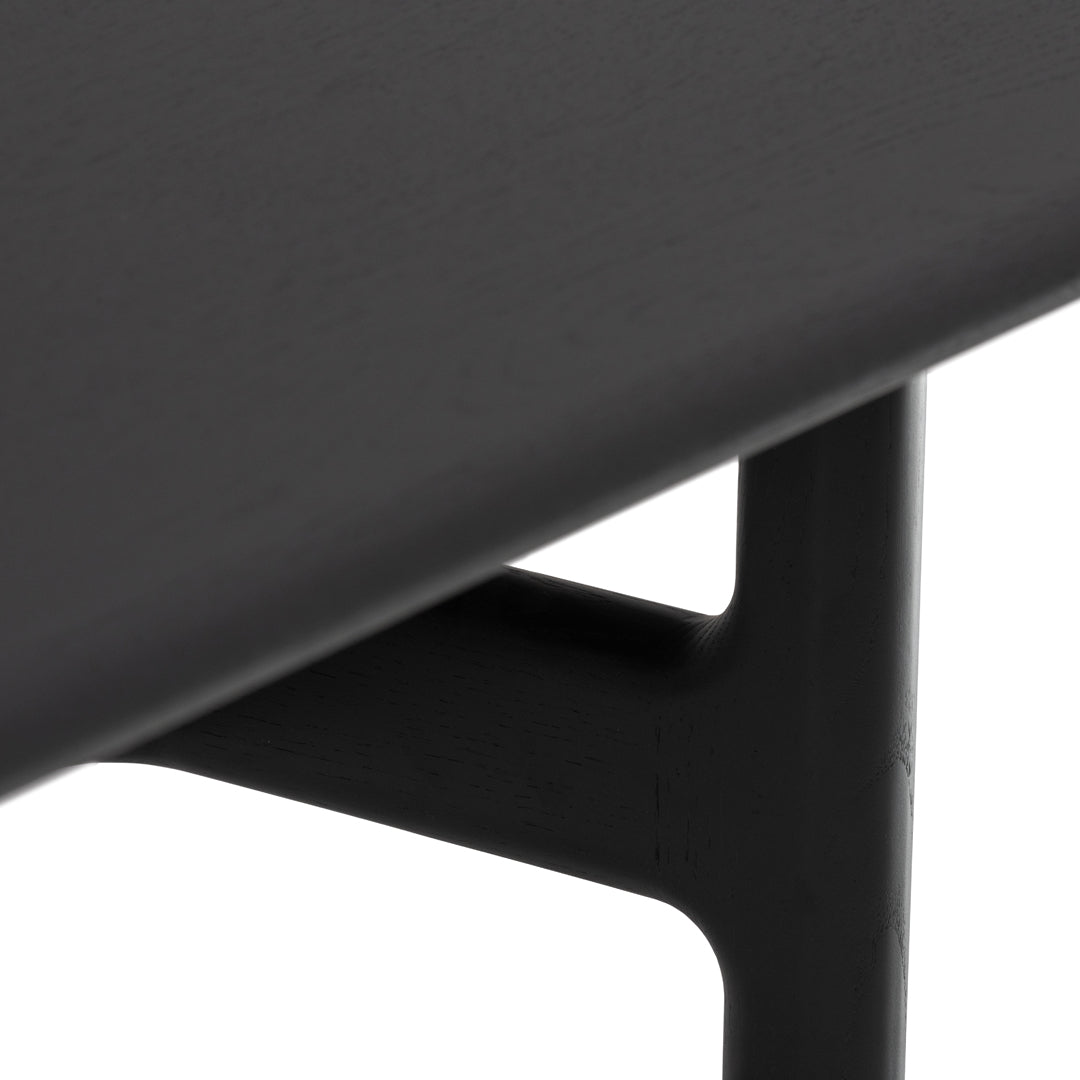 Brioni Modern Dining Table - Elegant Wooden Kitchen Table for 6-8 People | Perfect for Family Dinners & Entertaining Guests
