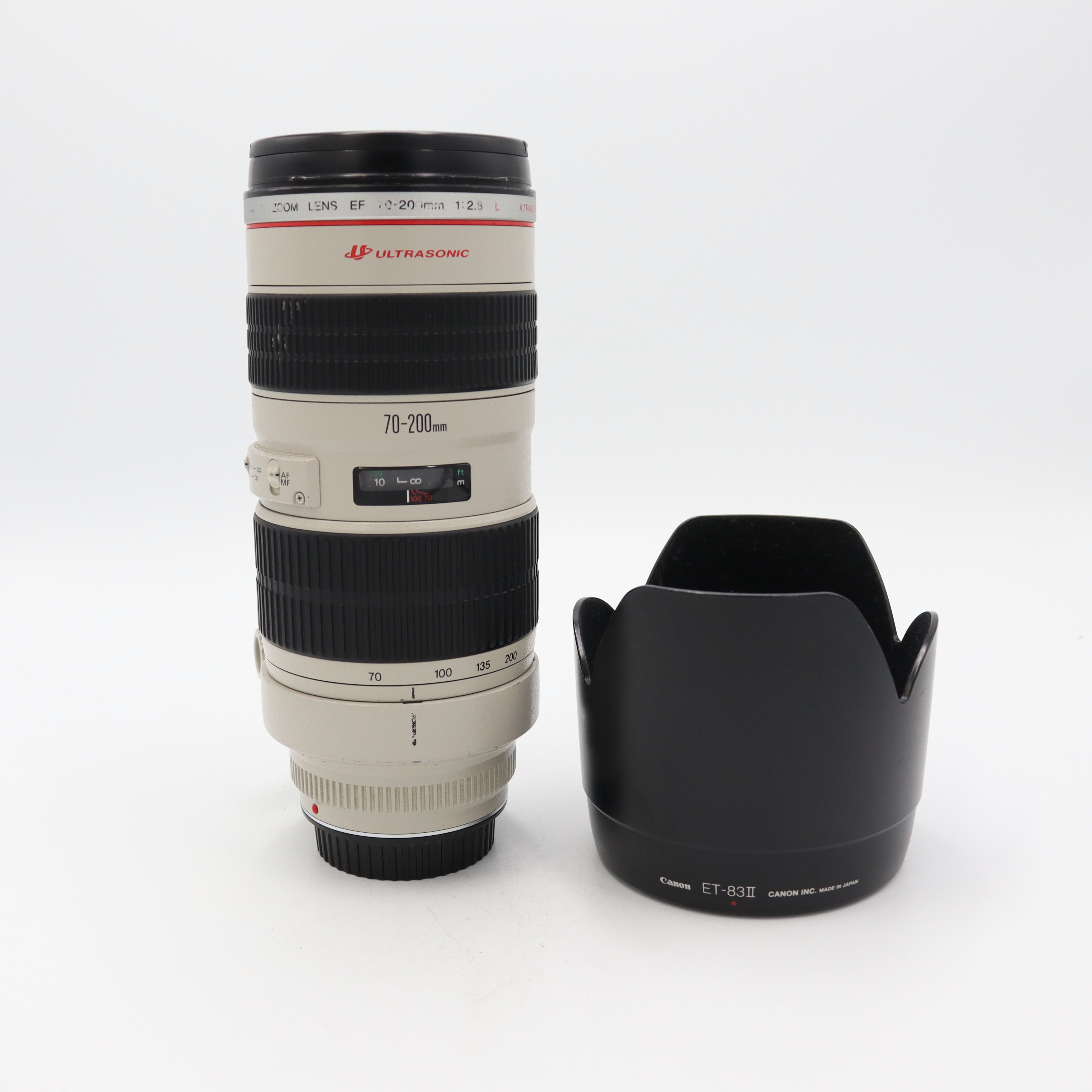 Canon EF 70-200mm f/2.8L IS USM Telephoto Zoom Lens - Professional Photography for Sports, Wildlife & Portraits - Used (Like New Condition)