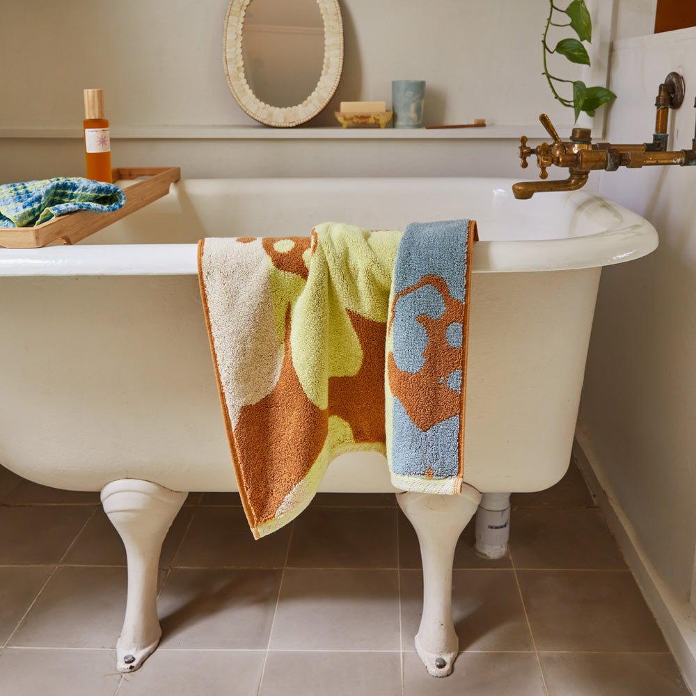 Manning Floral Hand Towel - Soft & Absorbent Cotton Kitchen Towel for Bathroom, Kitchen & Home Decor - Perfect for Drying Hands, Dishes & Decorative Use