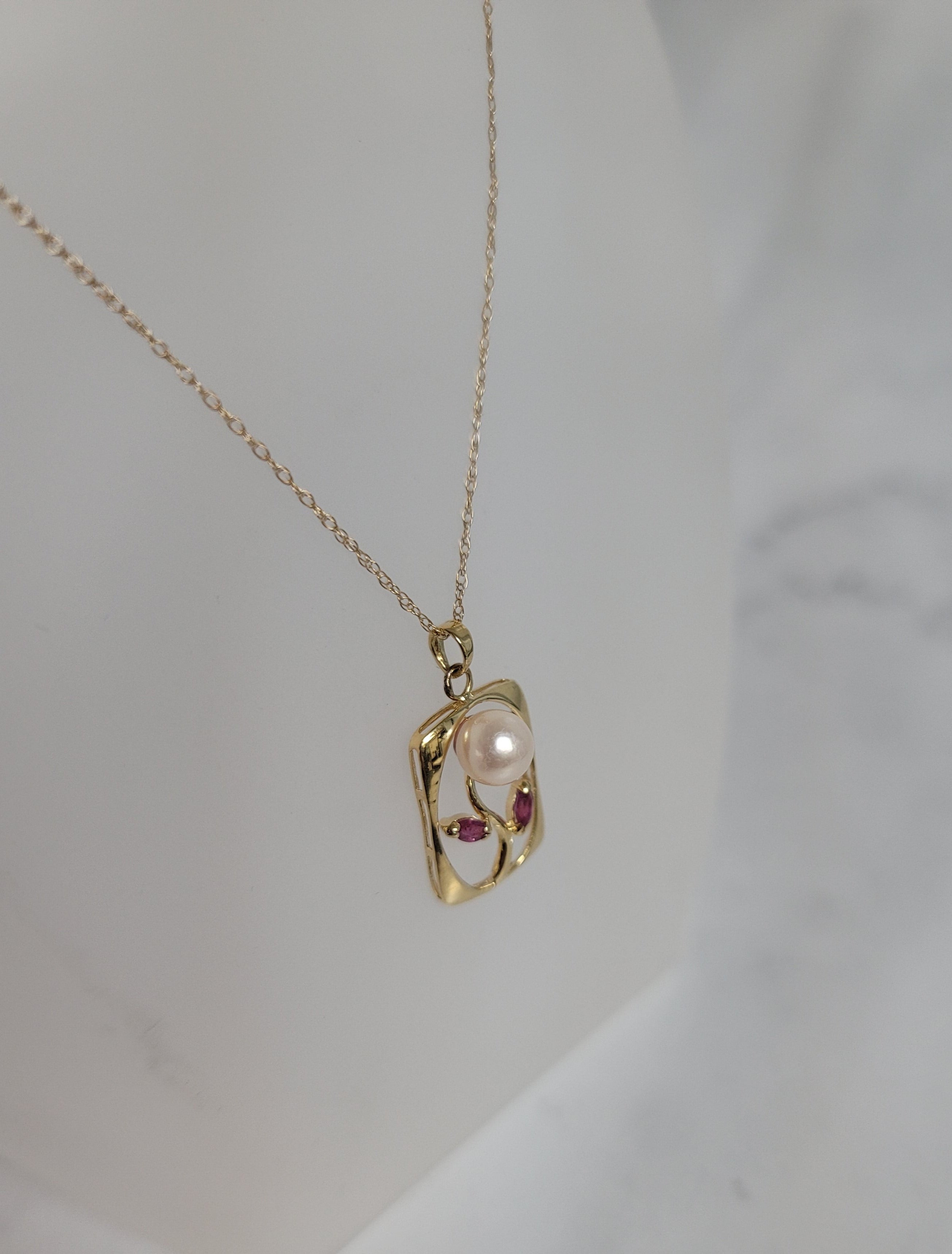 14K Yellow Gold Pearl & Ruby Floral Pendant Necklace - Elegant Jewelry Gift for Women, Perfect for Weddings, Anniversaries & Special Occasions